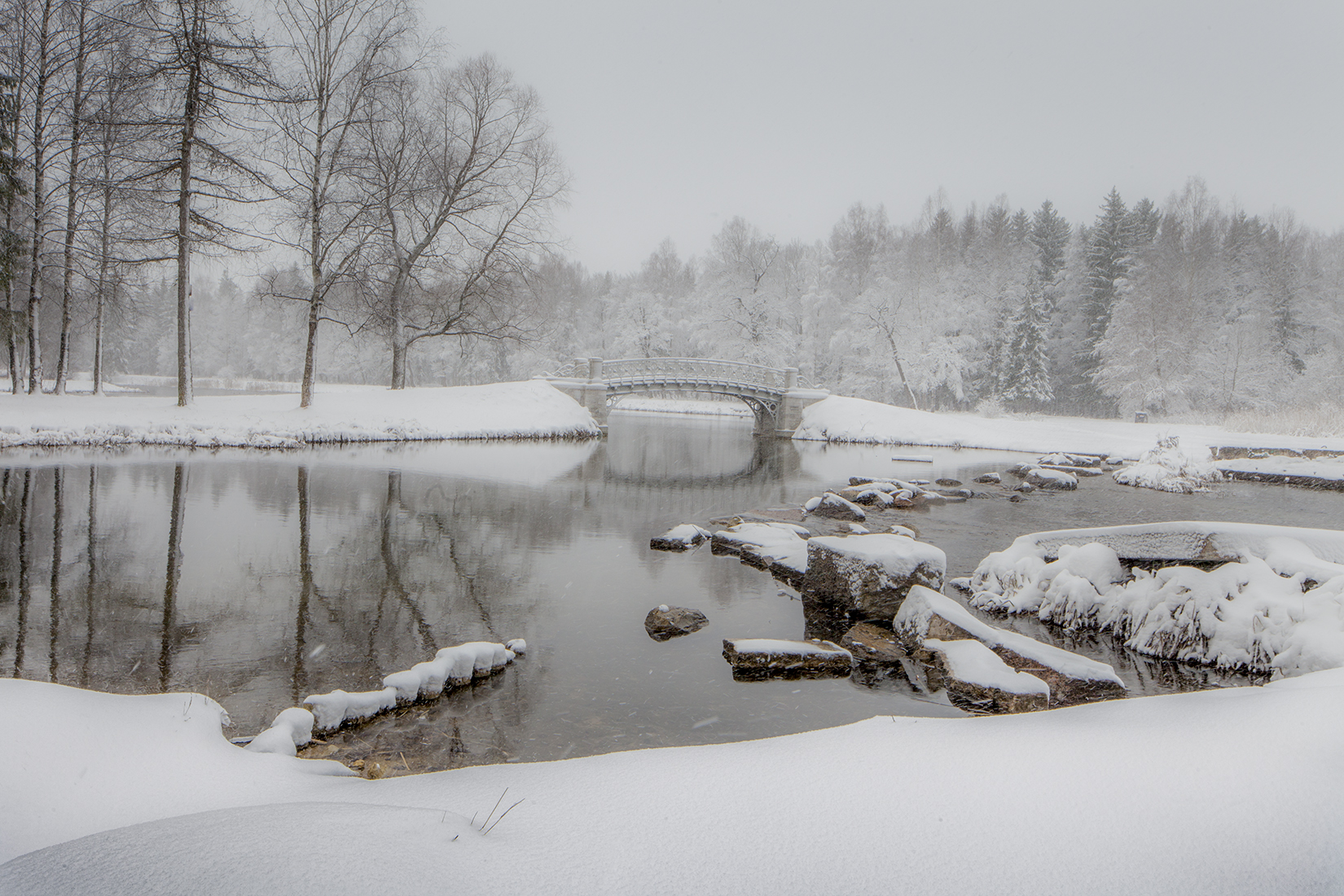 ,  александр михайлов