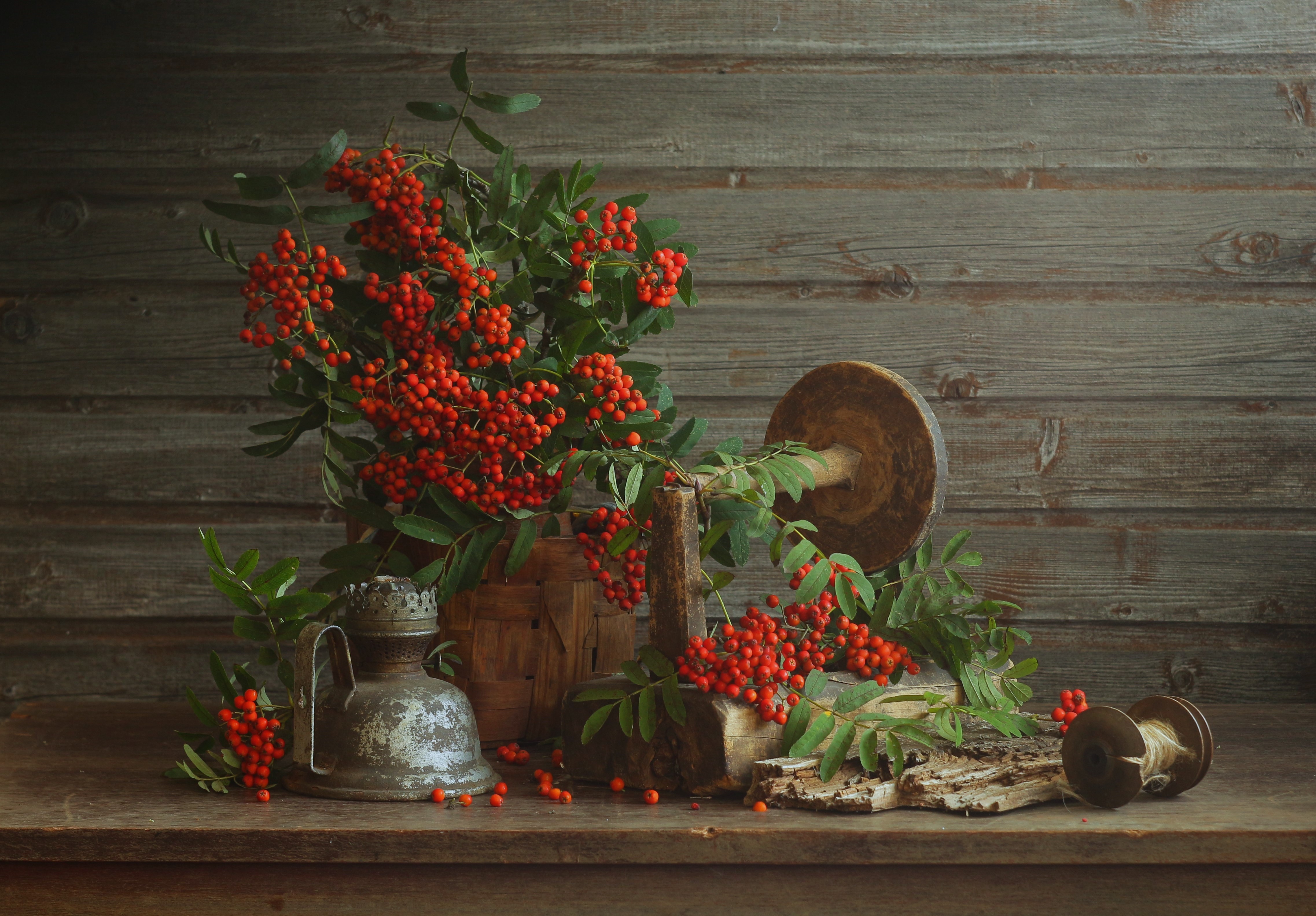 , Людмила Хрусталева*