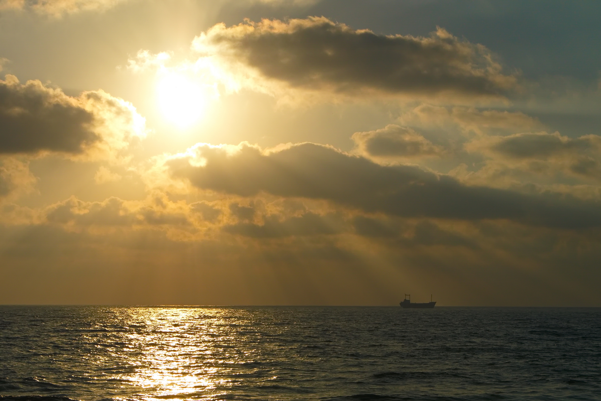 кипр, море, корабль, закат, Виктор Гурков