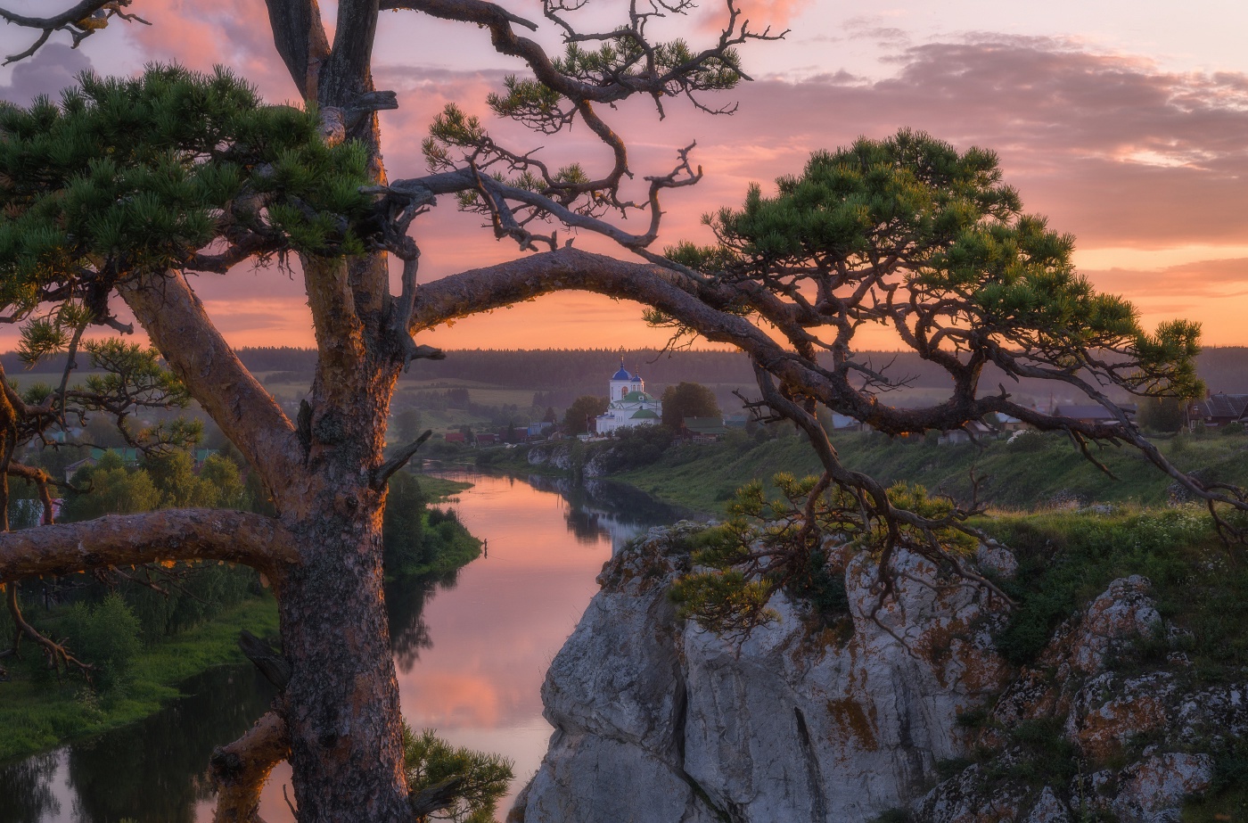 , Михаил Устюжанин