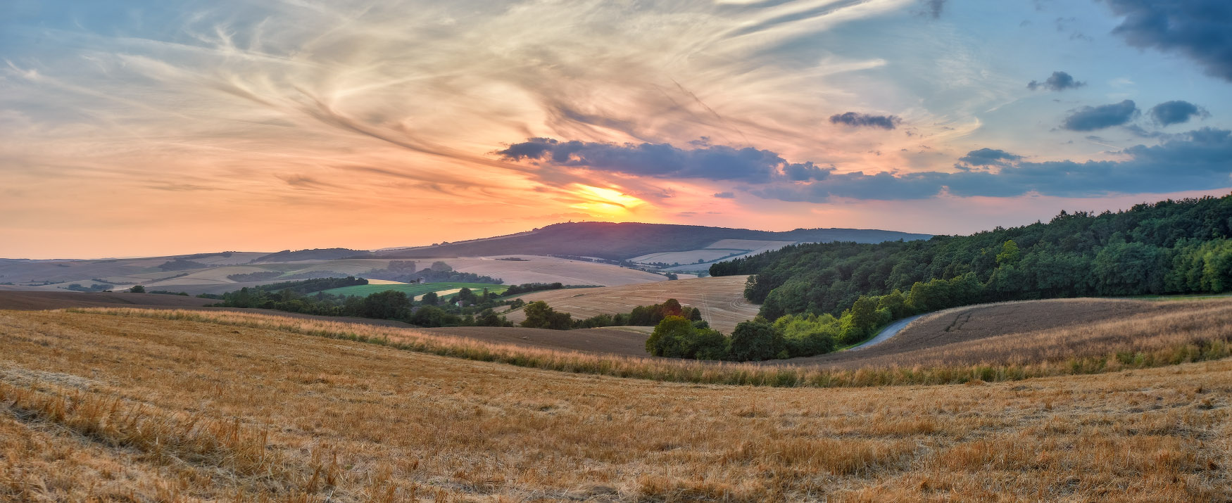 вечер, дорога, закат, июль, лето, млын, моравия, поля, холмы, чехия, Вейзе Максим