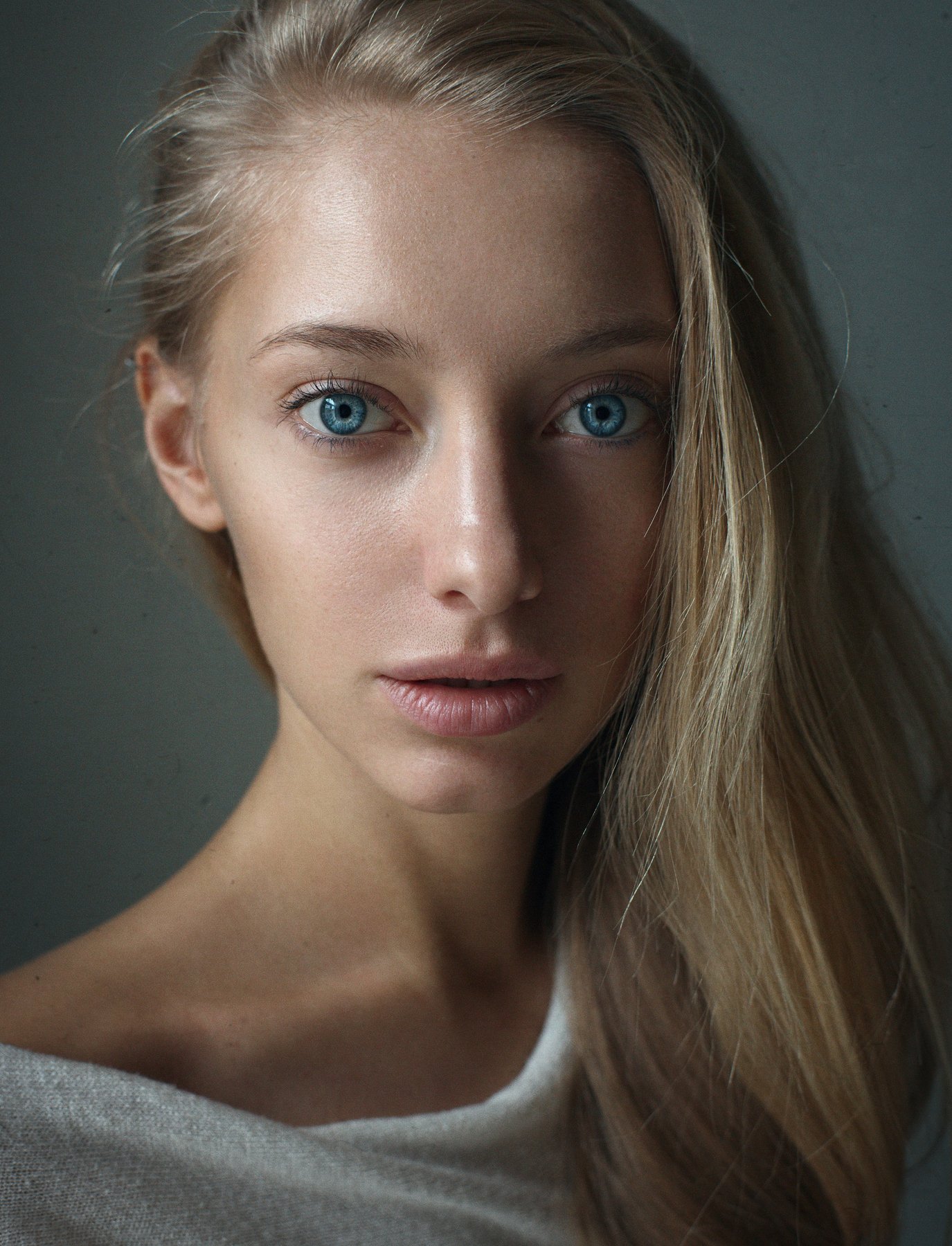 girl, portrait, at home, blue, eyes, crystal, blonde, , Роман Филиппов