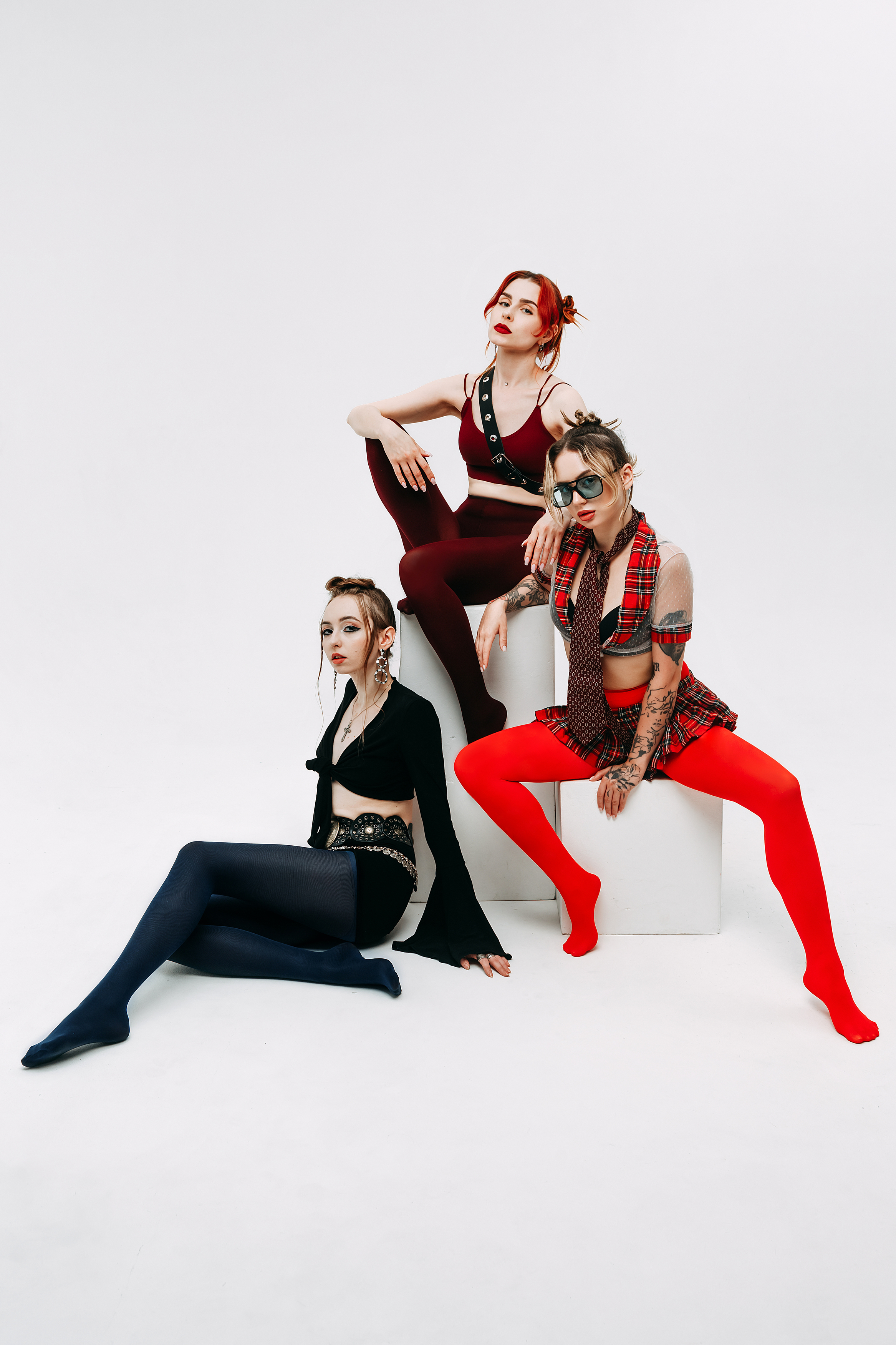 девушки, студия, гламур, циклорама, цветные колготки, Алексей Плешков