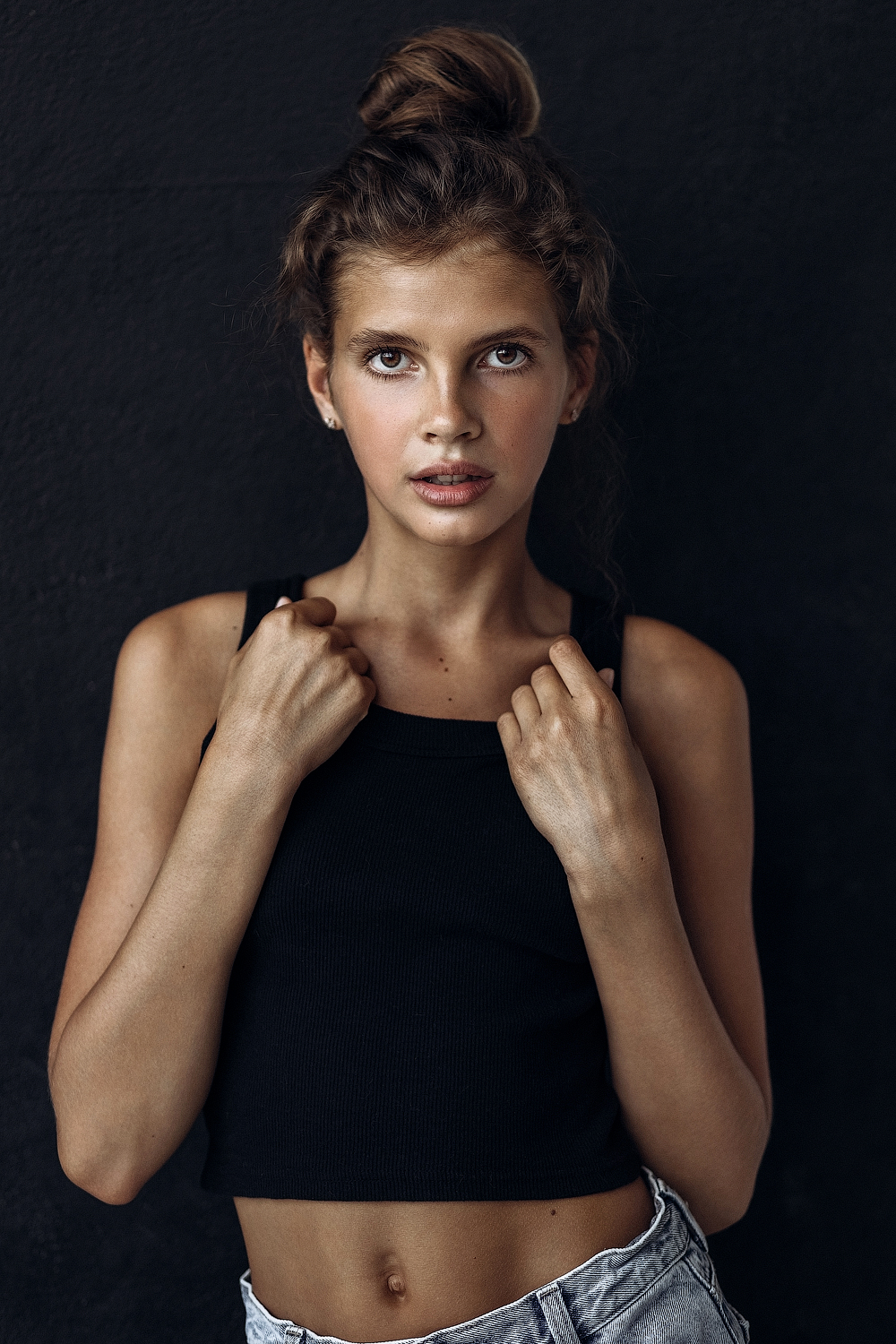 портрет девушка, Михаил Корнилов