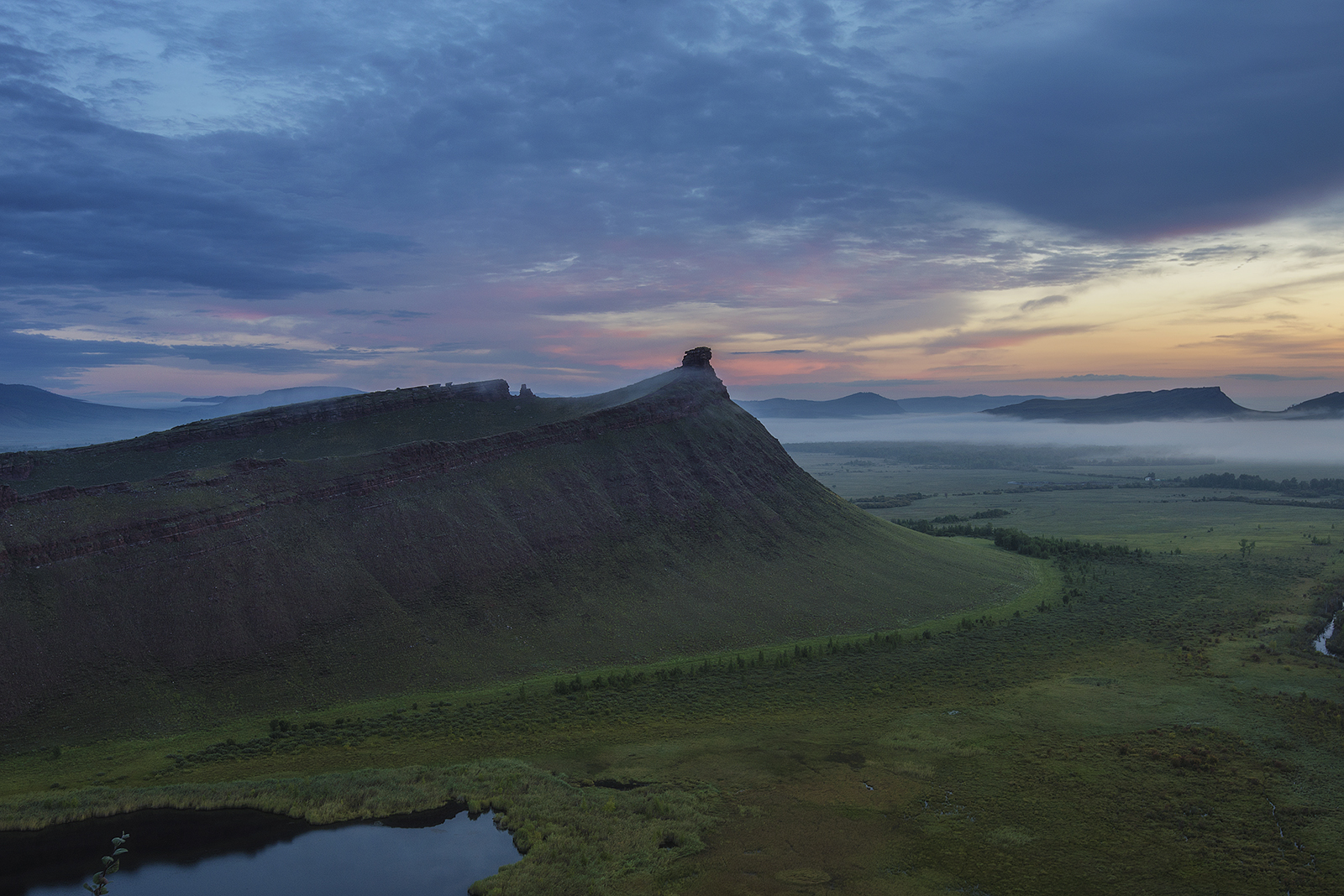 сундуки, Михаил Зверев
