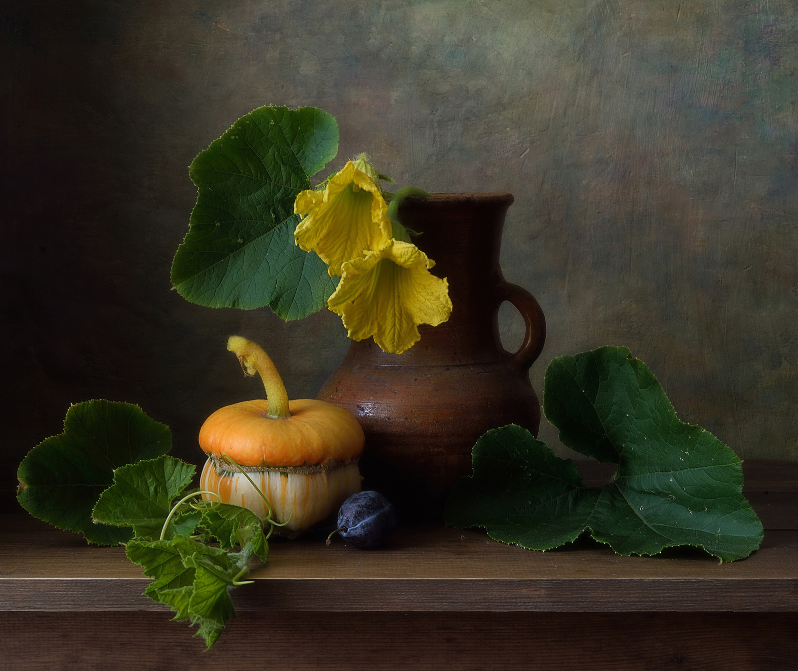 натюрморт,лето,август,тыква,цветы,крынка, Наталия К