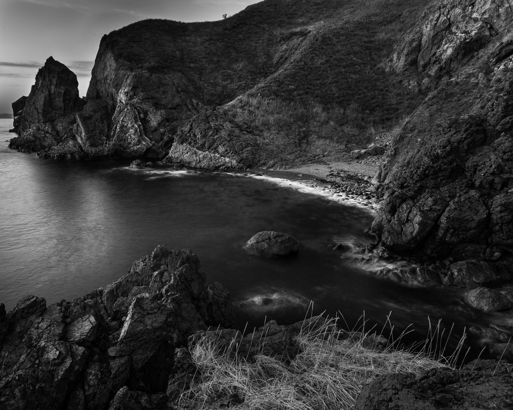 Bw, Dark, Japanessea, Landscape, Long exposure, Rocks, Sea, Seascape, Sunset, Берег, Выдержка, Закат, Контраст, Море, Морской пейзаж, Пейзаж, Скалы, Чб, Alexey