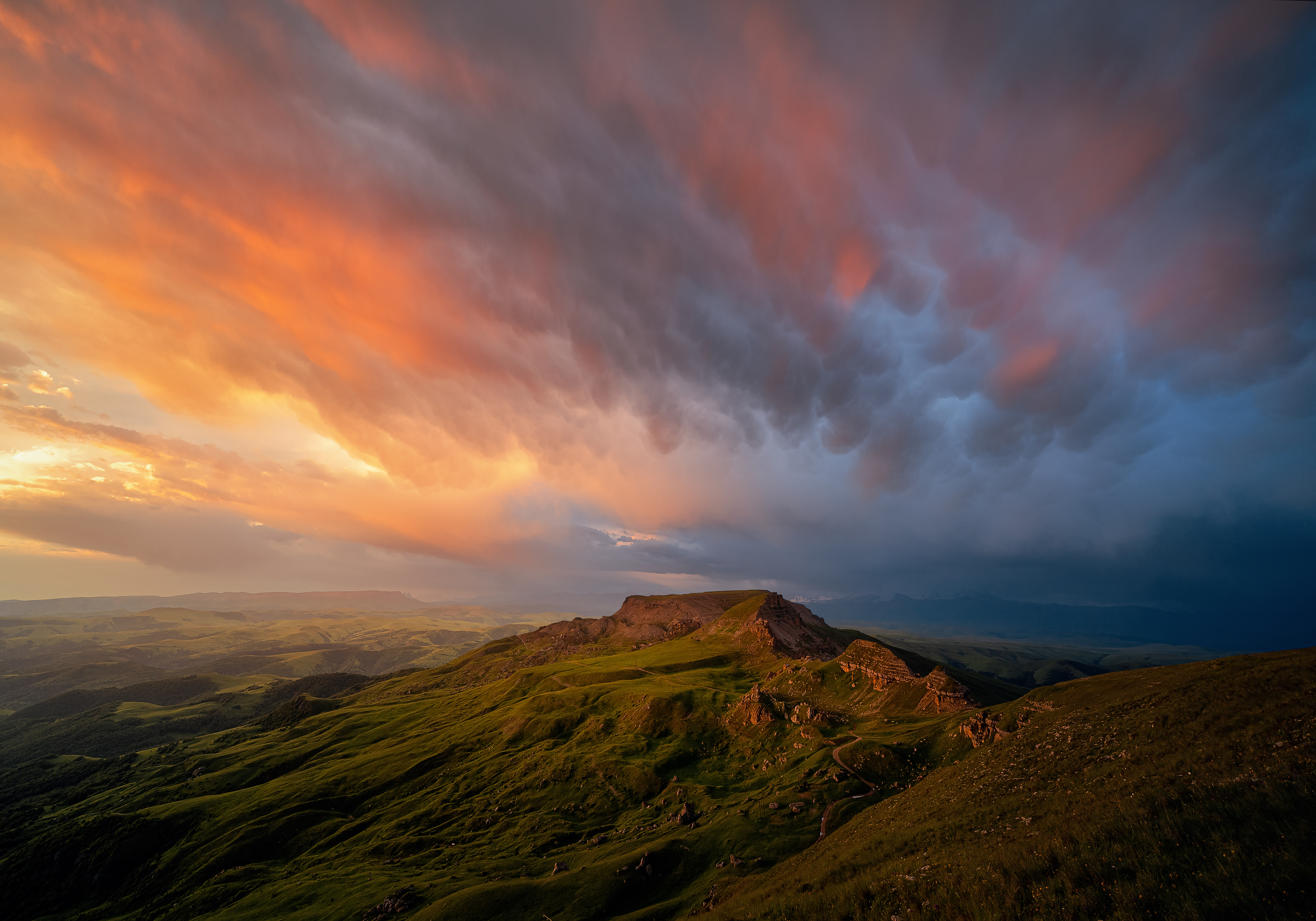 приэльбрусье, бермамыт, мамматусы, рассвет, Мазурева Анастасия