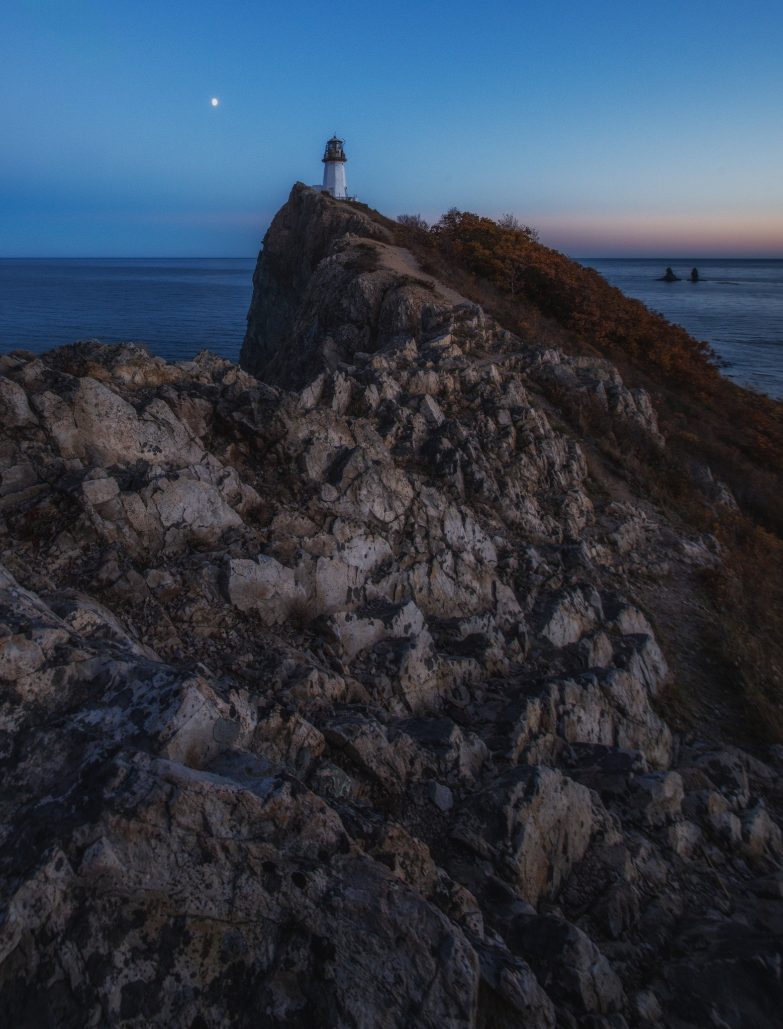 , Дэм Константин