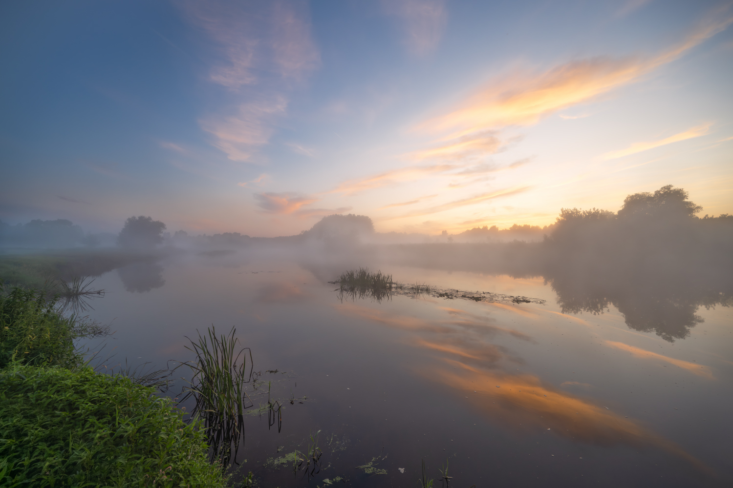 вечер,закат,река,туман,берег,небо,облака,свет,отражение, Виталий Полуэктов