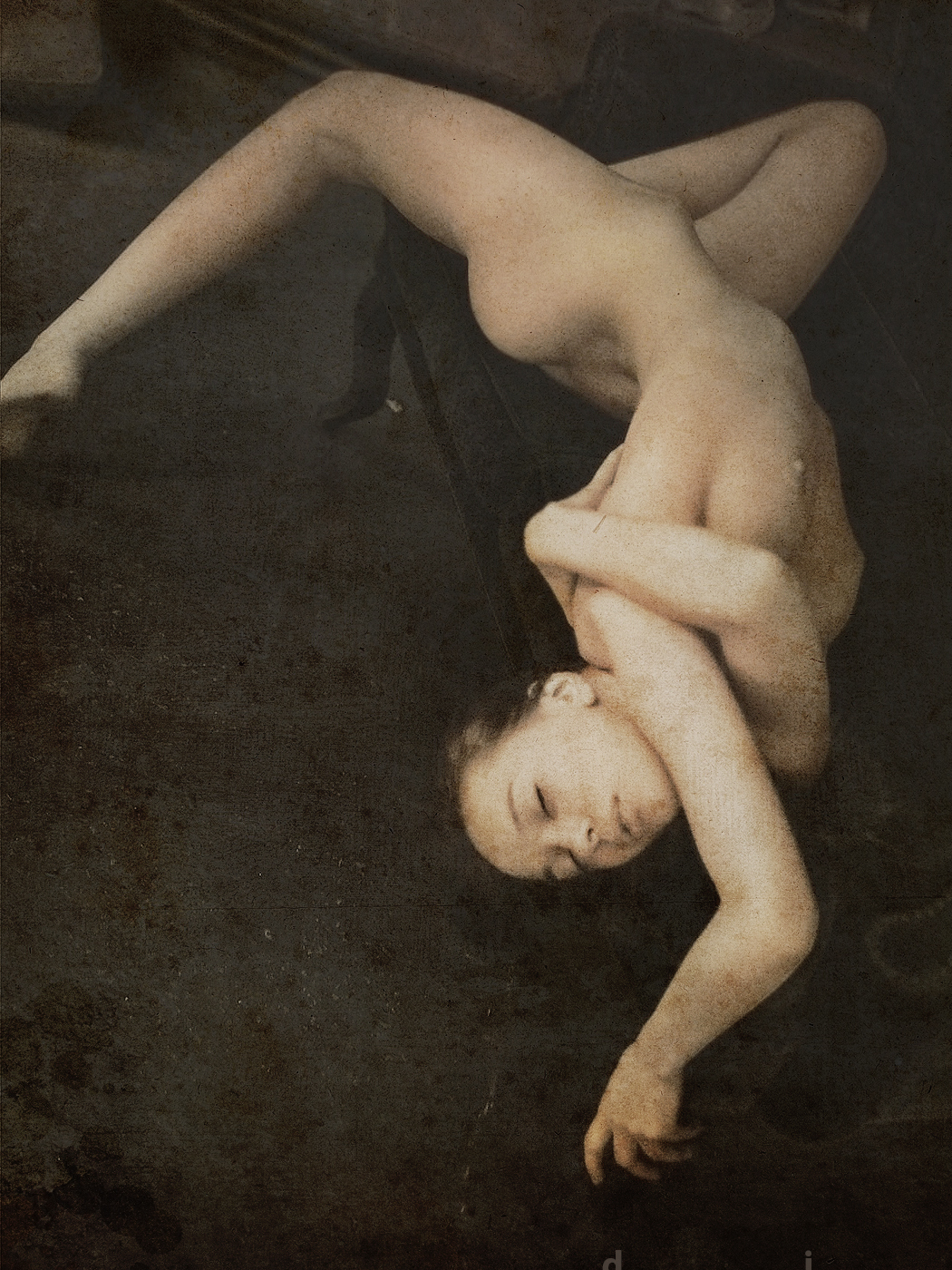 , Нагие Июми