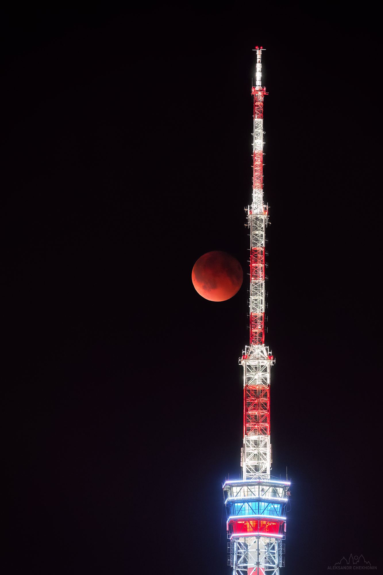Луна, затмение, теелебашння, Санкт-Петербург, Чехонин Александр