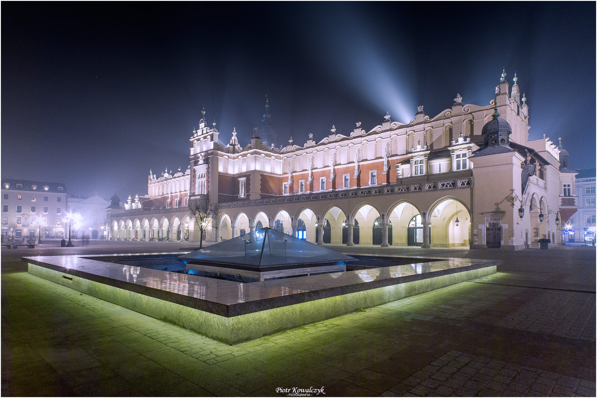 polska, kraków, miasto, noc, sukiennice, Kowalczyk Piotr