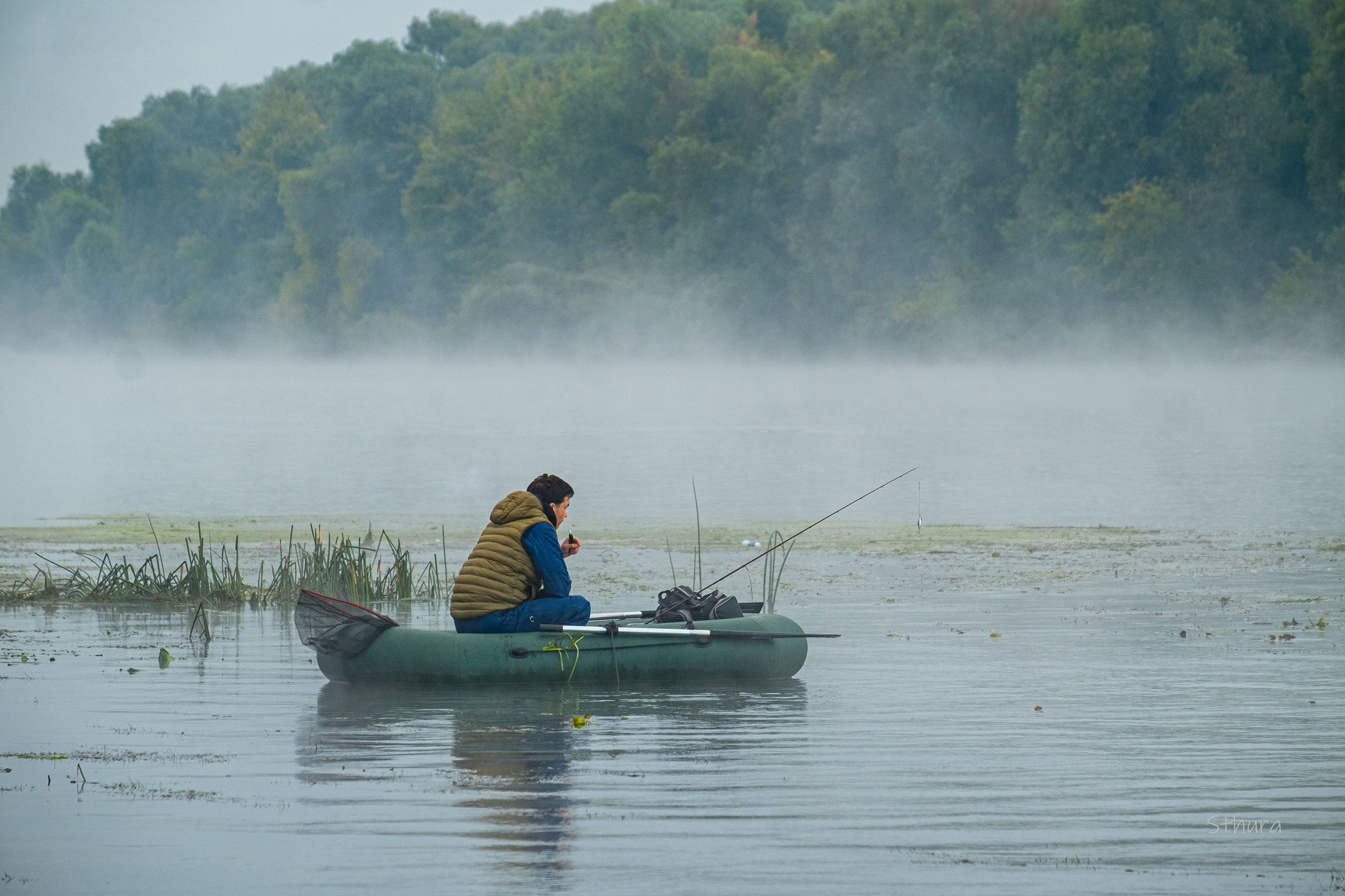 река рыбак лодка туман природа, Александр Строков
