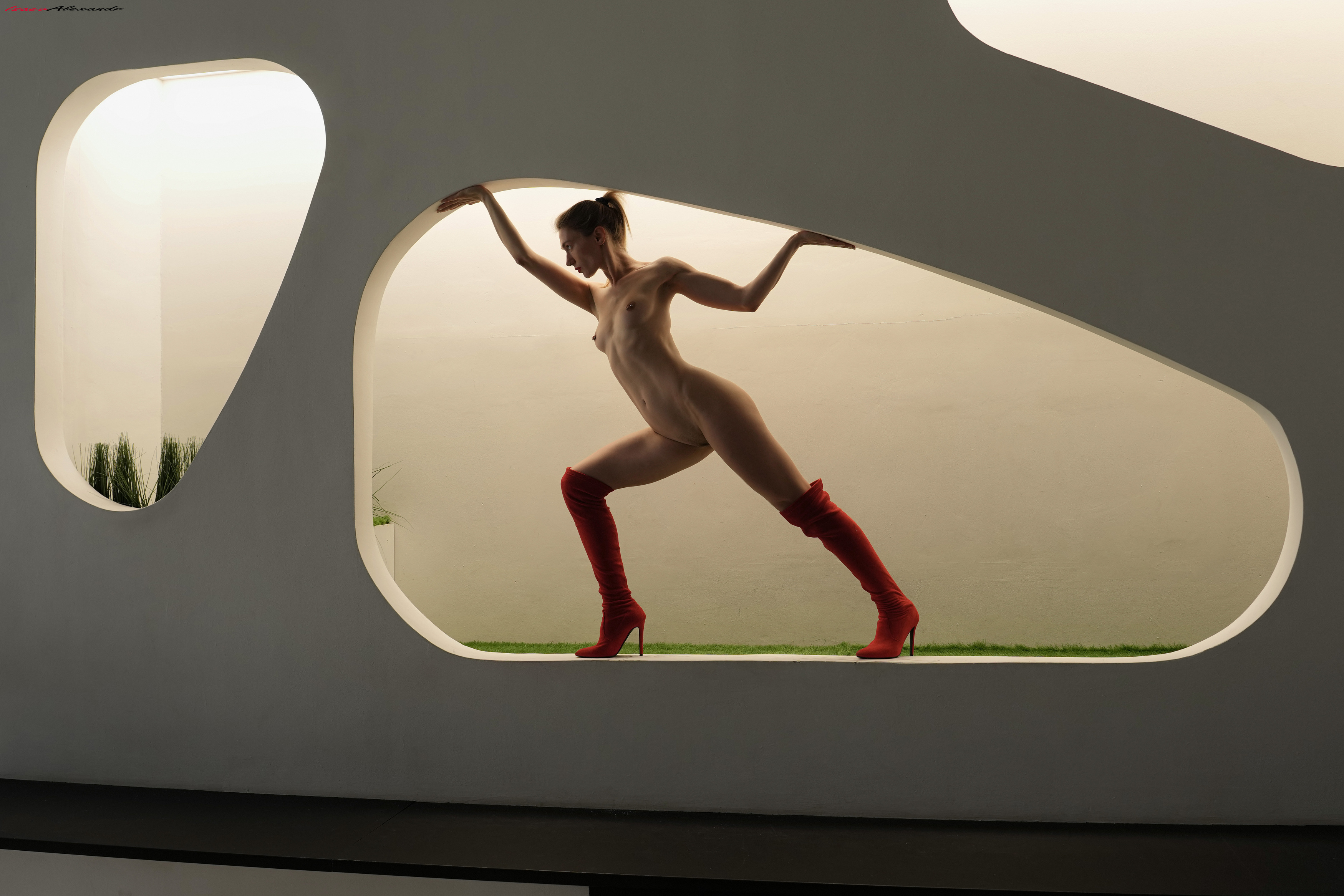 девушки, Исаев Александр