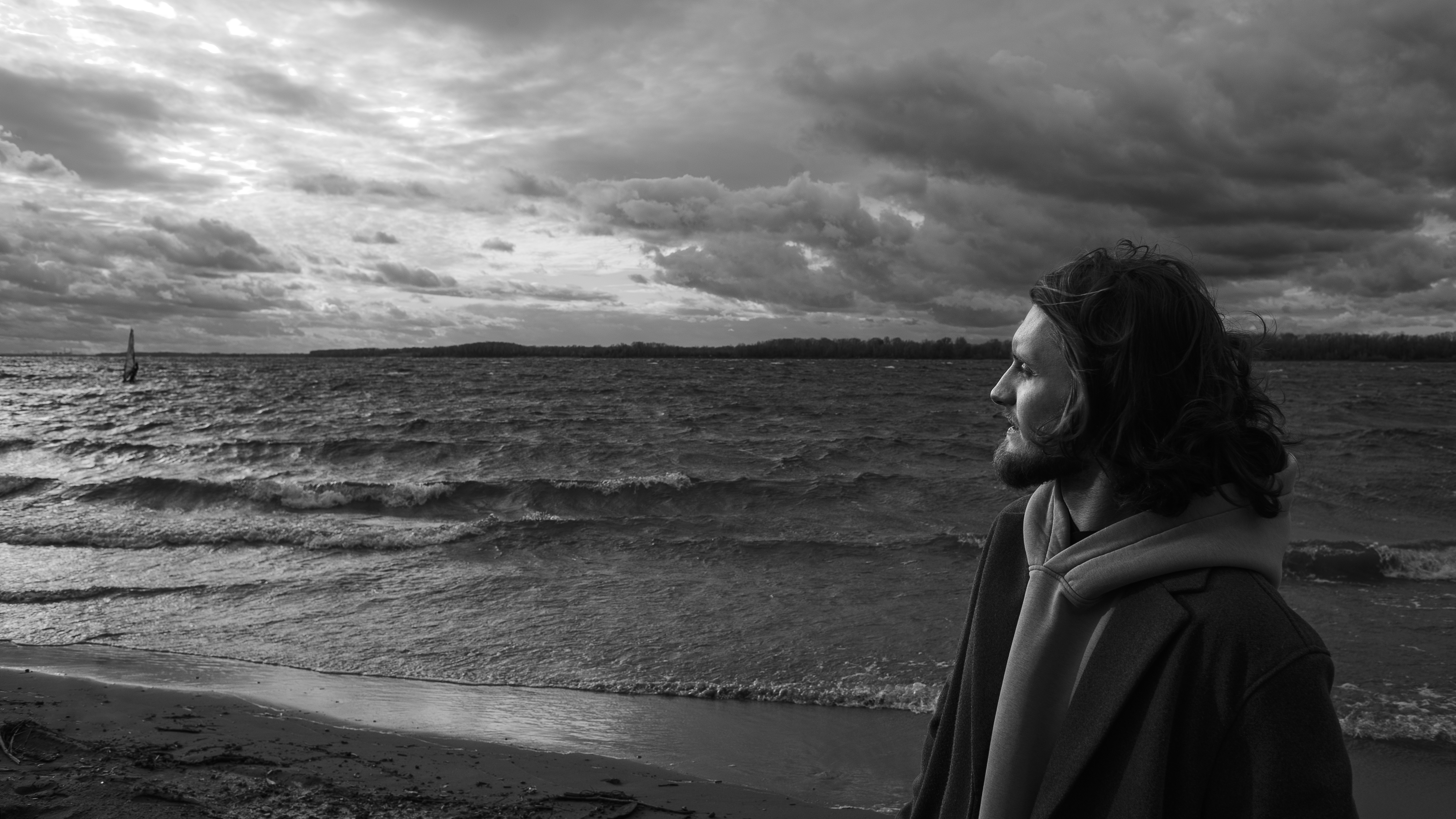 портрет, мужской портрет, чб портрет, ч/б, река, парус, монохром, волга, Dmitry Sharabanov