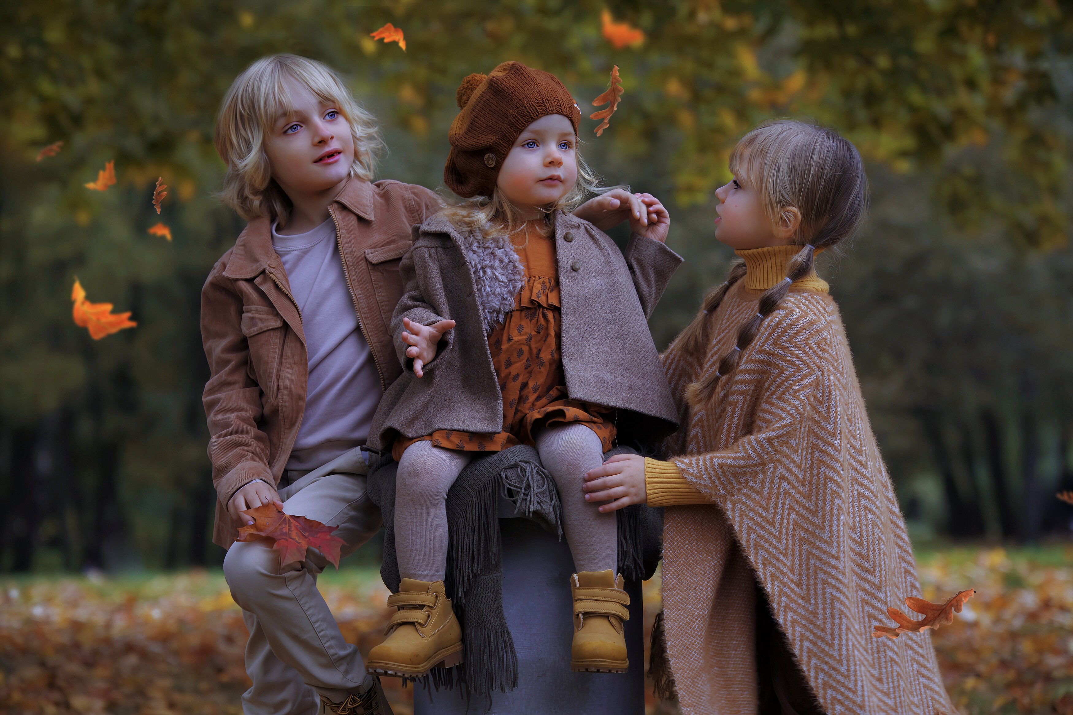 Дети, осень, парк, осенние листья, Герцен Наталья