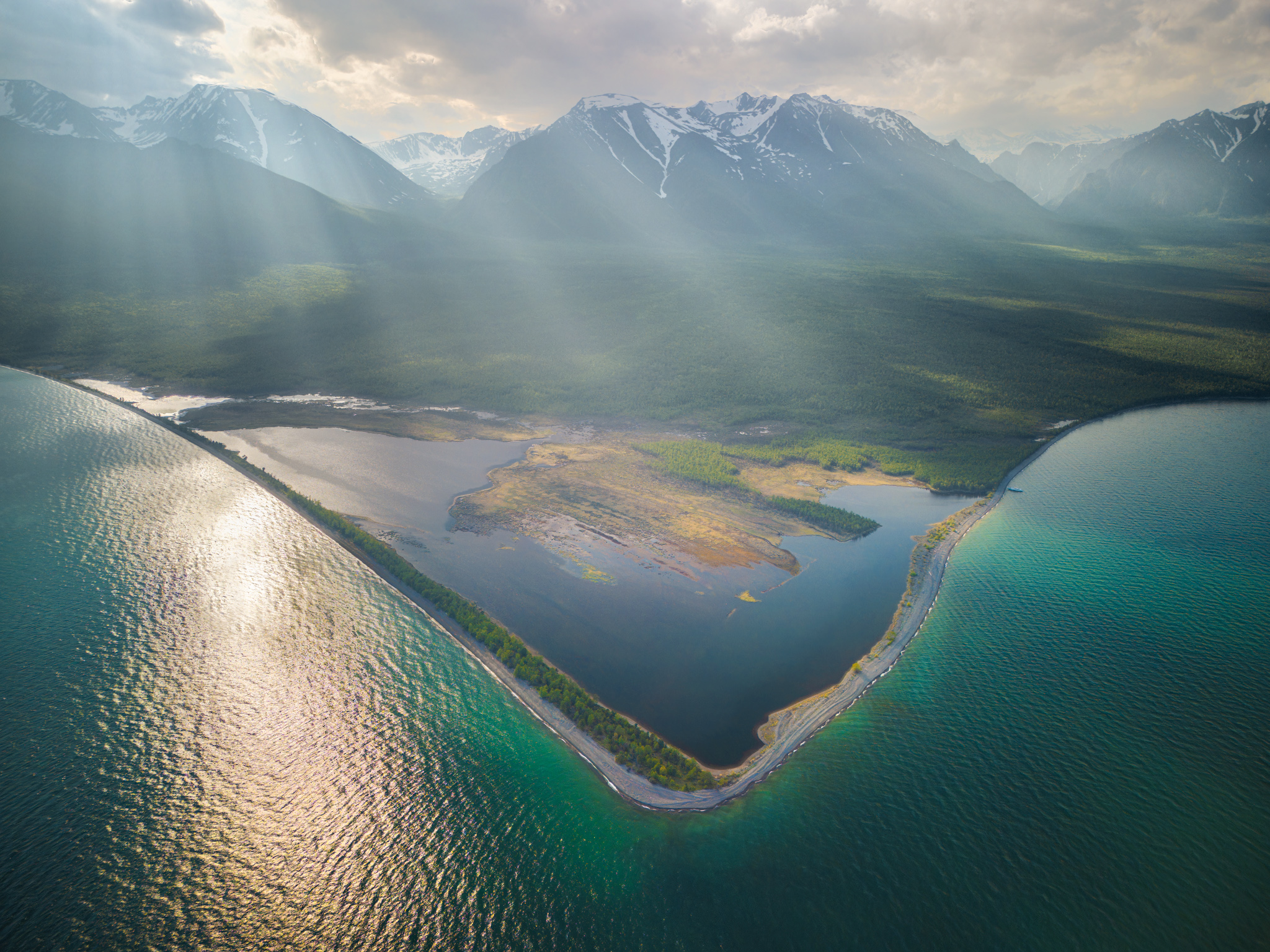 байкал, байкальский хребет, горы, солнце, мужинай, Леонтьев Константин