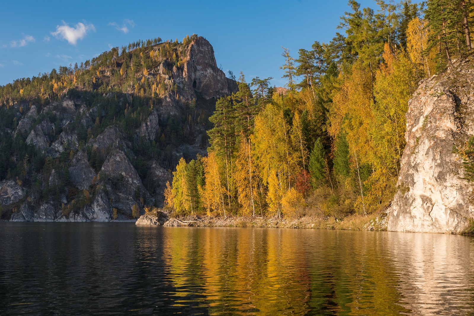 бирюса, залив, осень, краски, золото, Мальцев Юрий