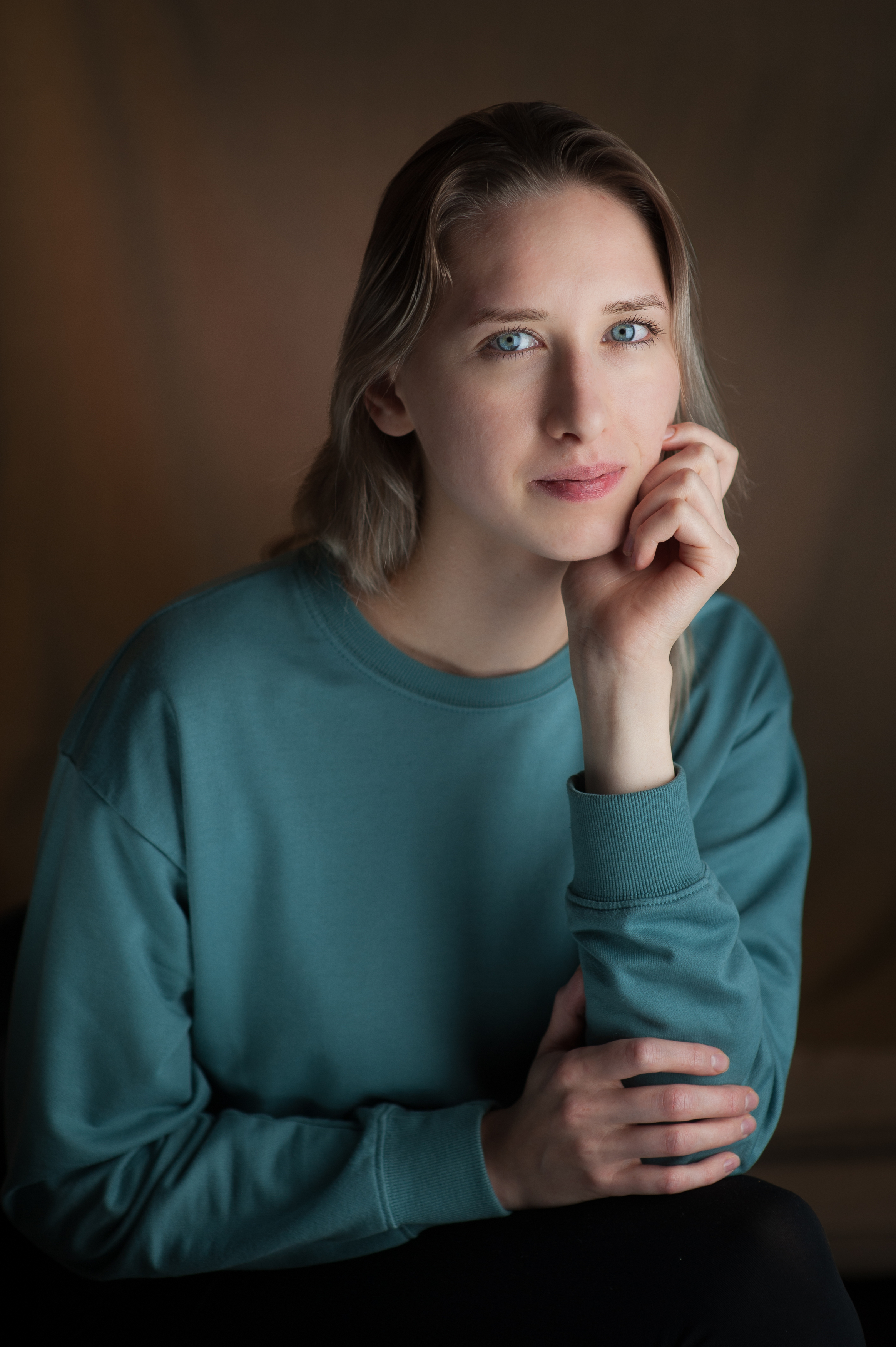 портрет девушка студийный свет, Andrei