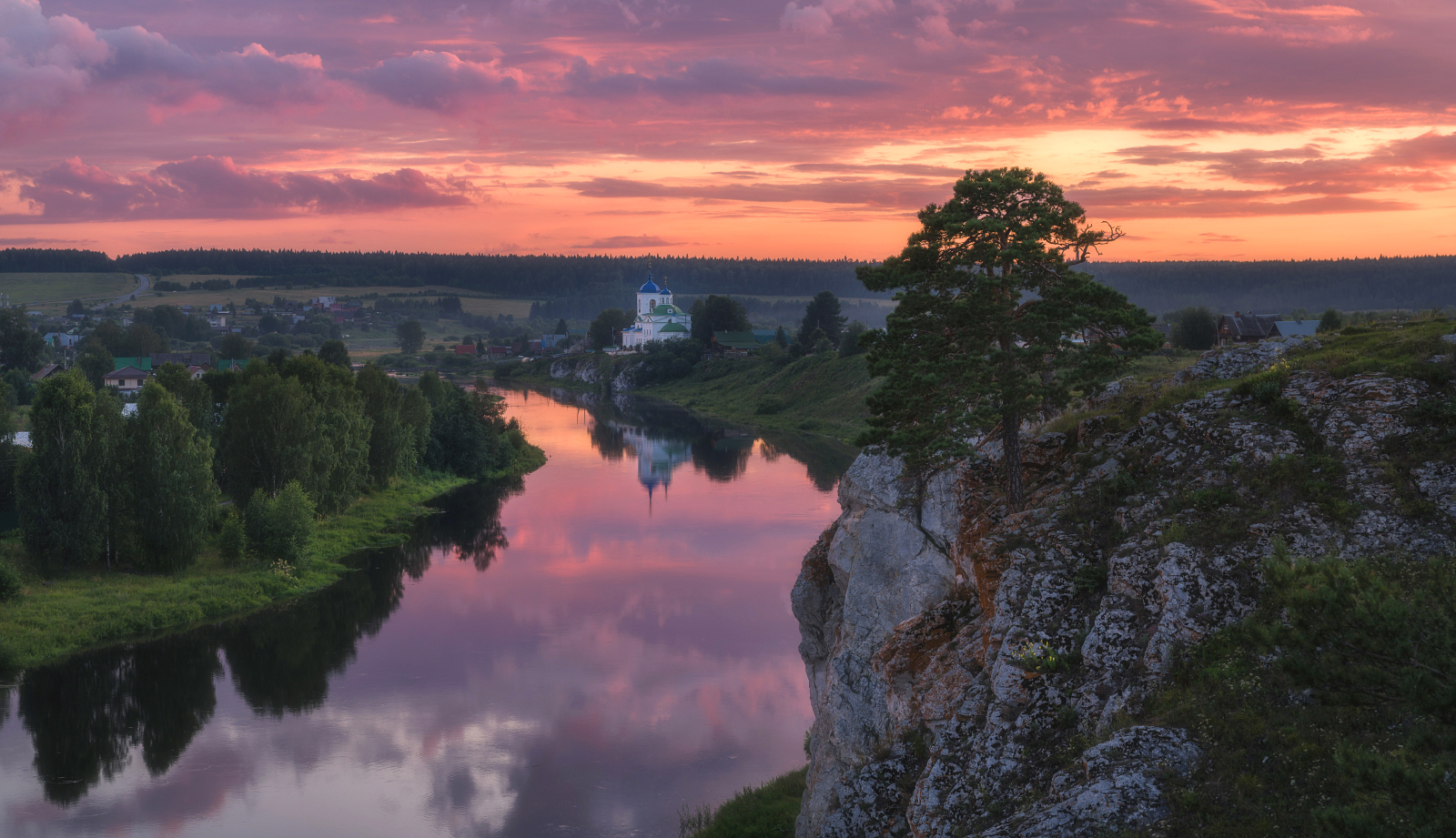 , Михаил Устюжанин
