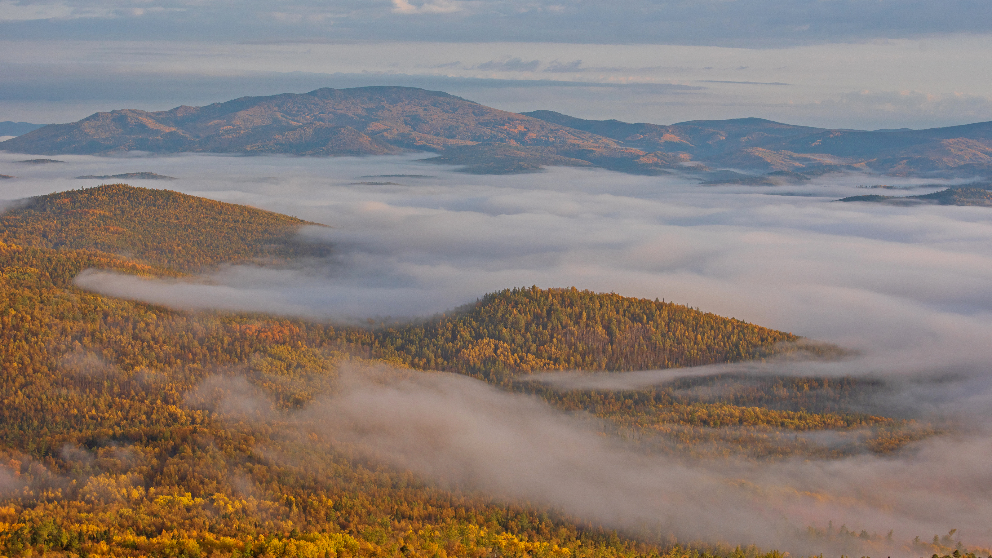 кутурчинское, белогорье, горы, саяны, утро,  осень, туман, Мальцев Юрий