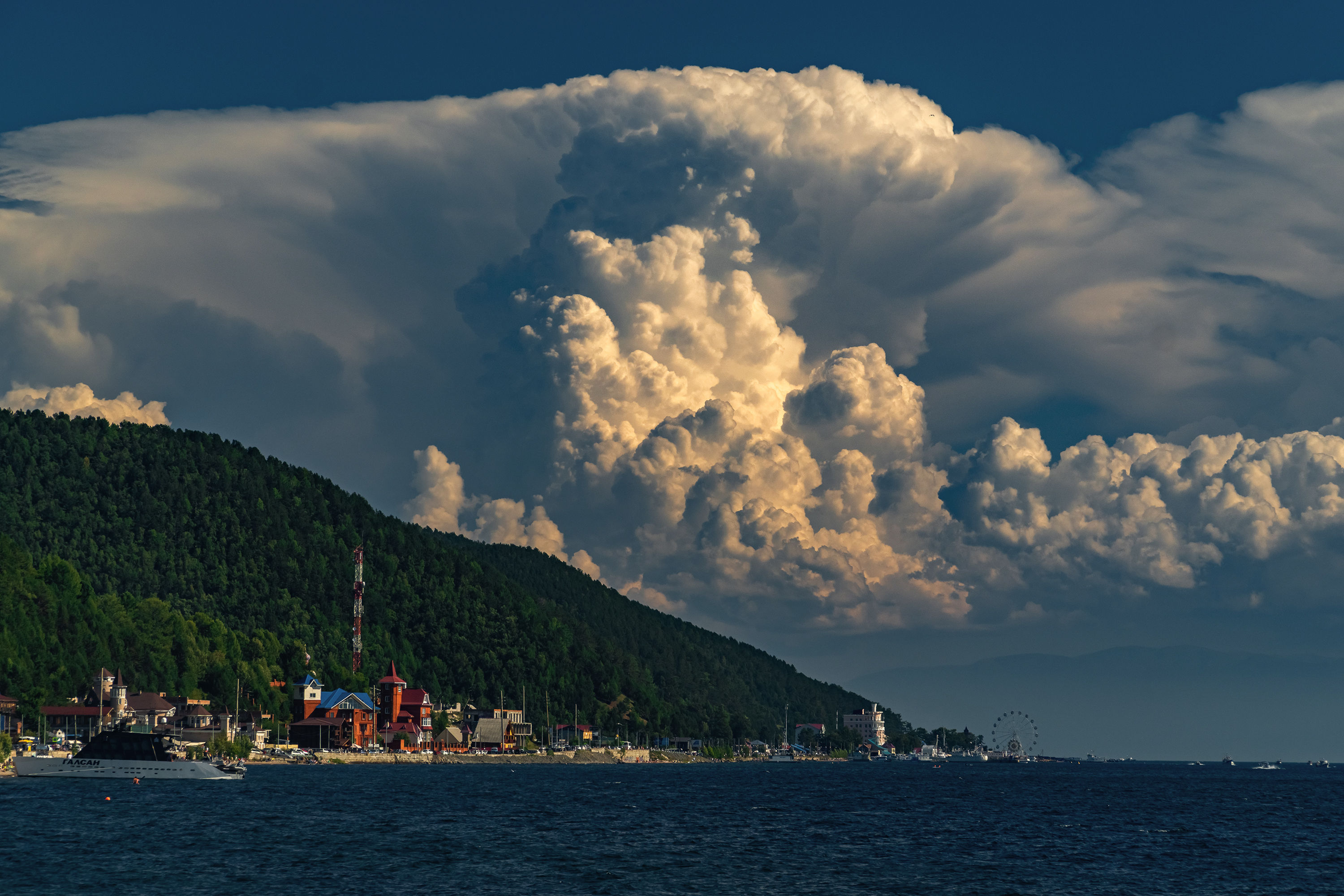байкал, листвянка, облака, Тильпунов Михаил