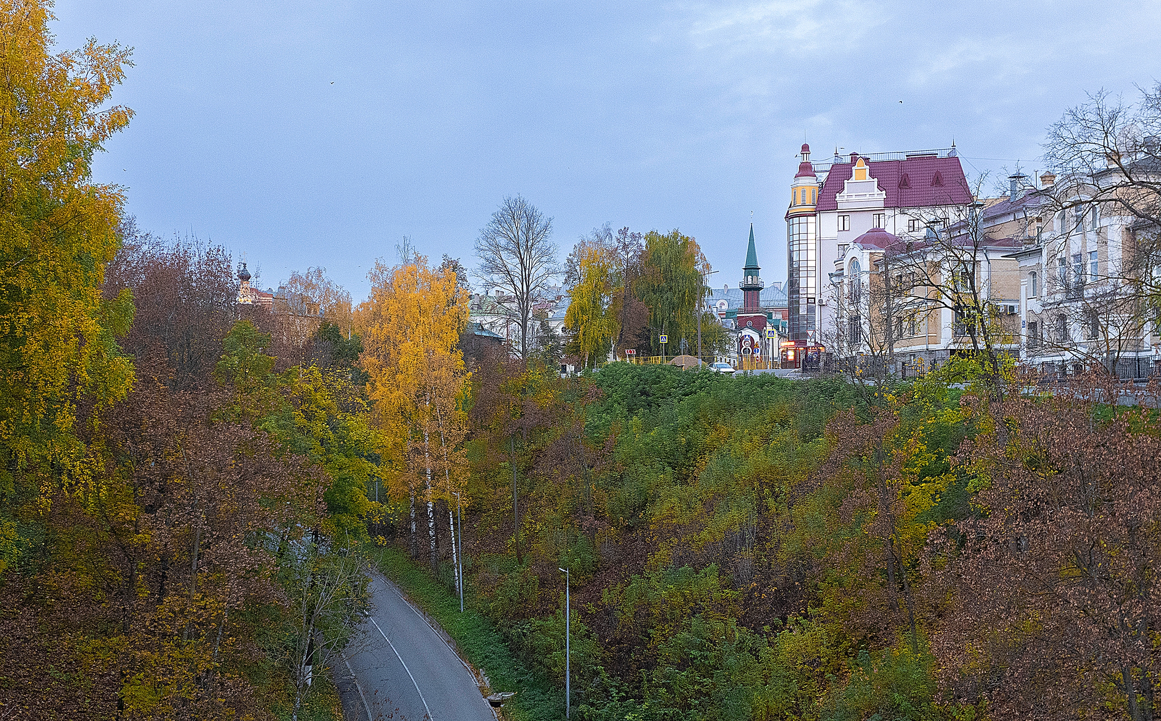 осень, дорога, город, октябрь, хмурое утро, Широких Александр