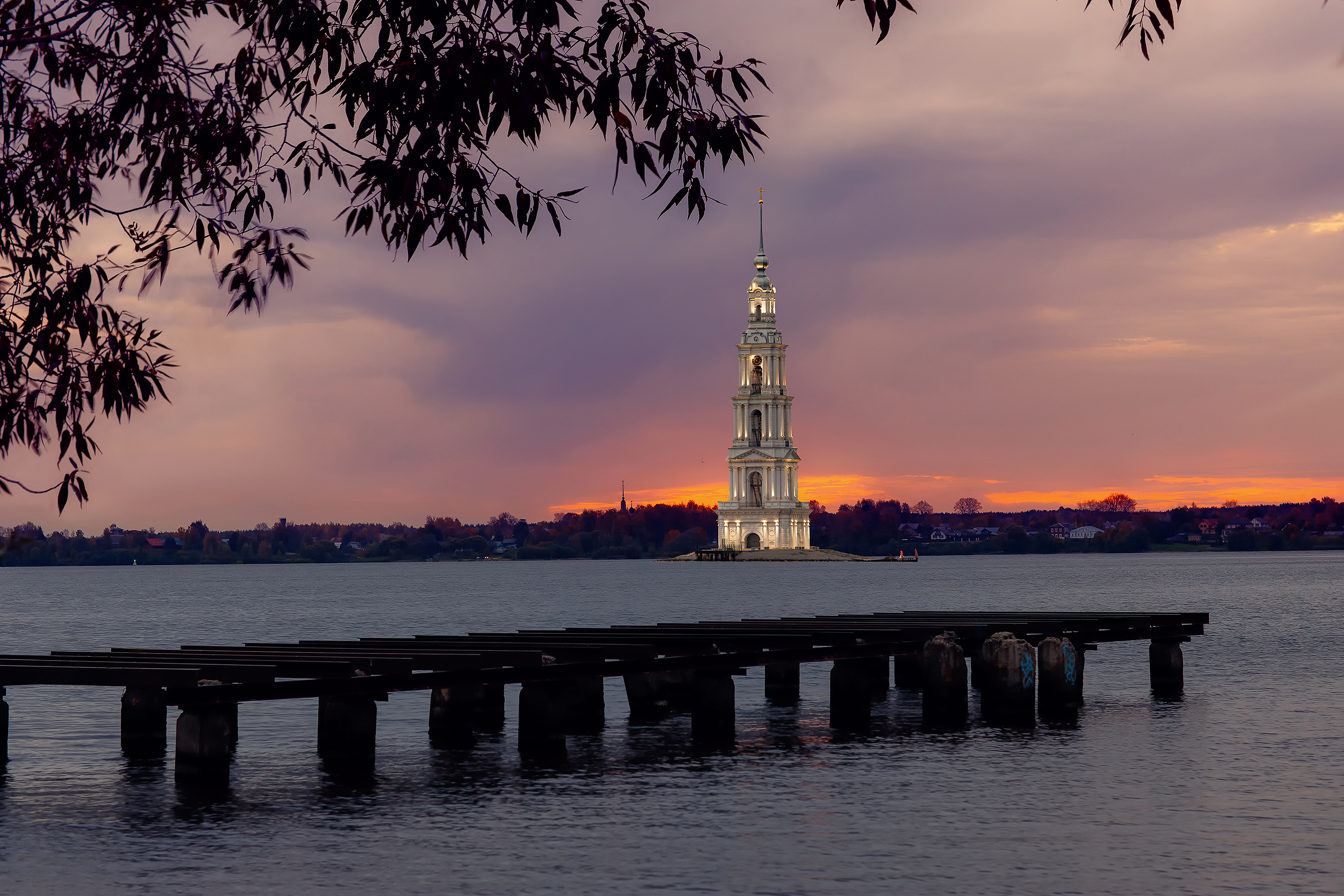 Калязин, восход, колокльня, Кочкин Владимир