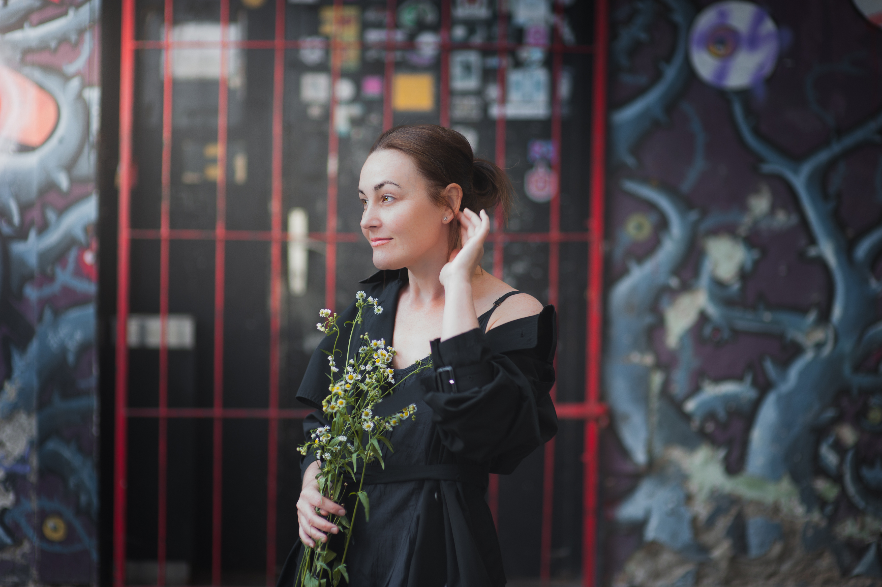 девушка цветок портрет граффити, Andrei