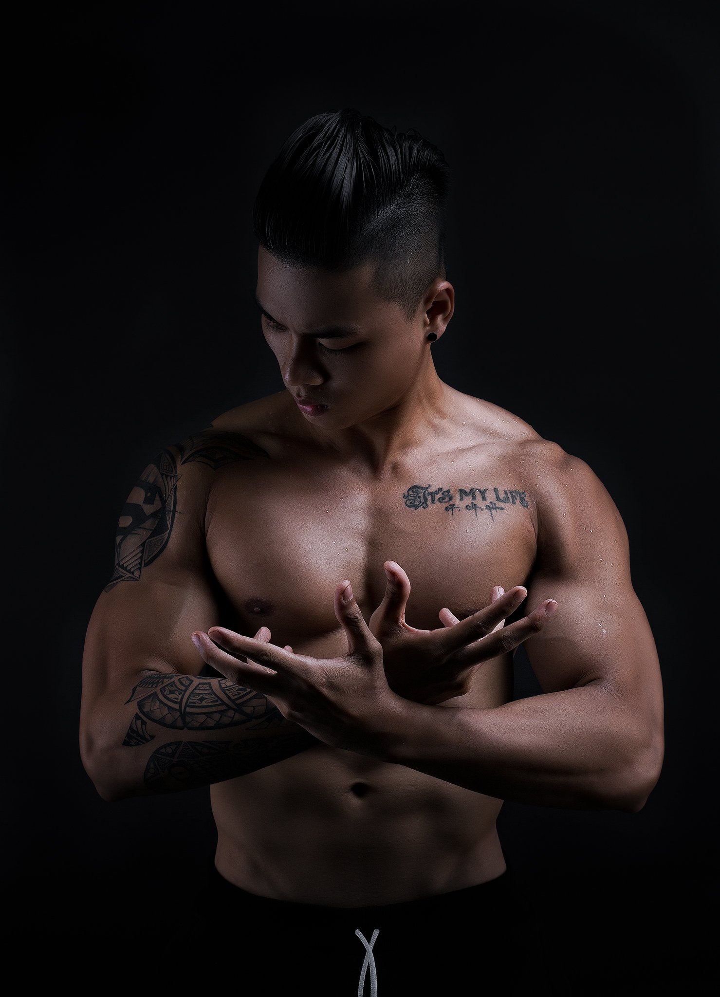 muscle;, fitness;, tattoo, Nguyen Phong