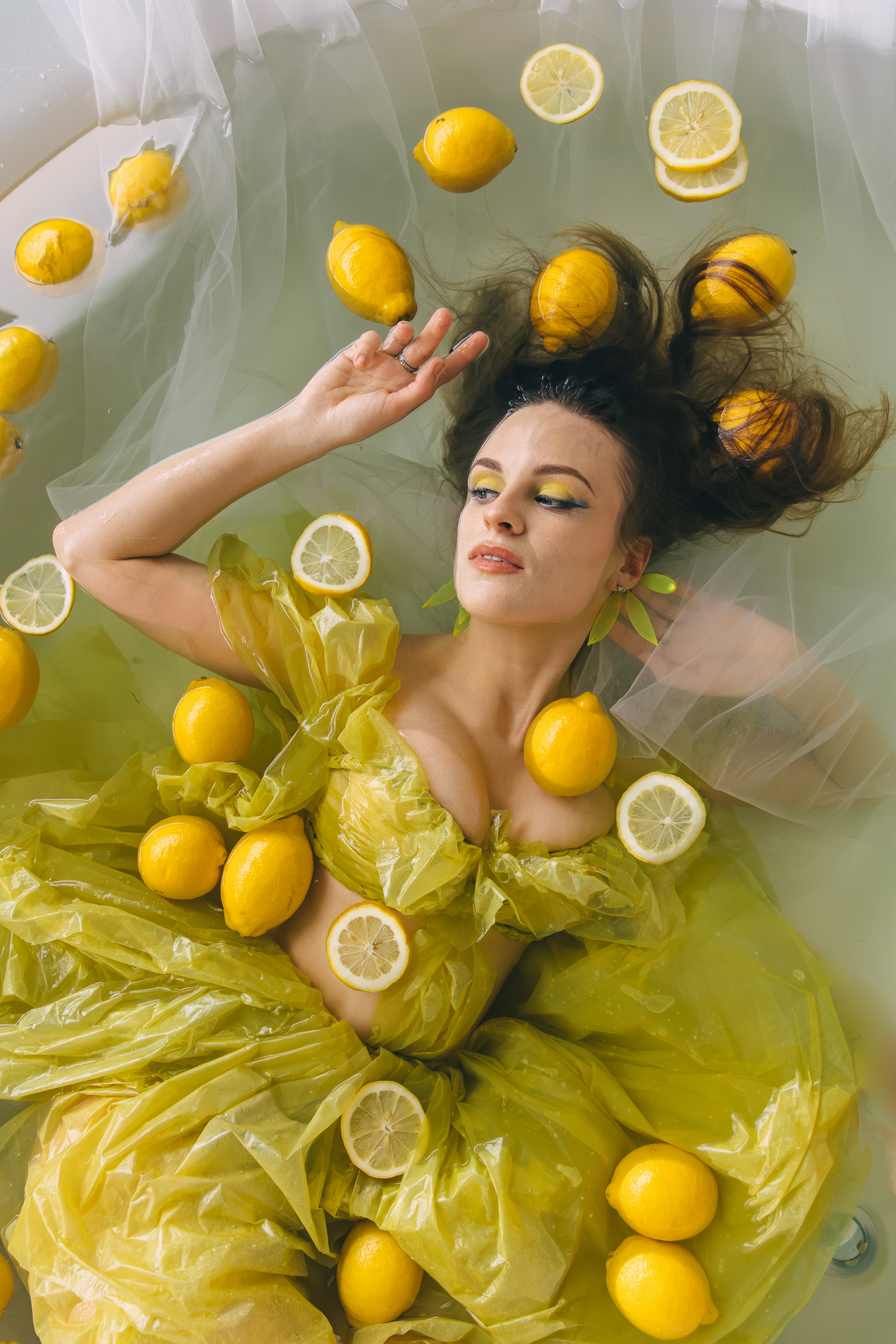lemon spa woman yellow, Надежда Воробьёва