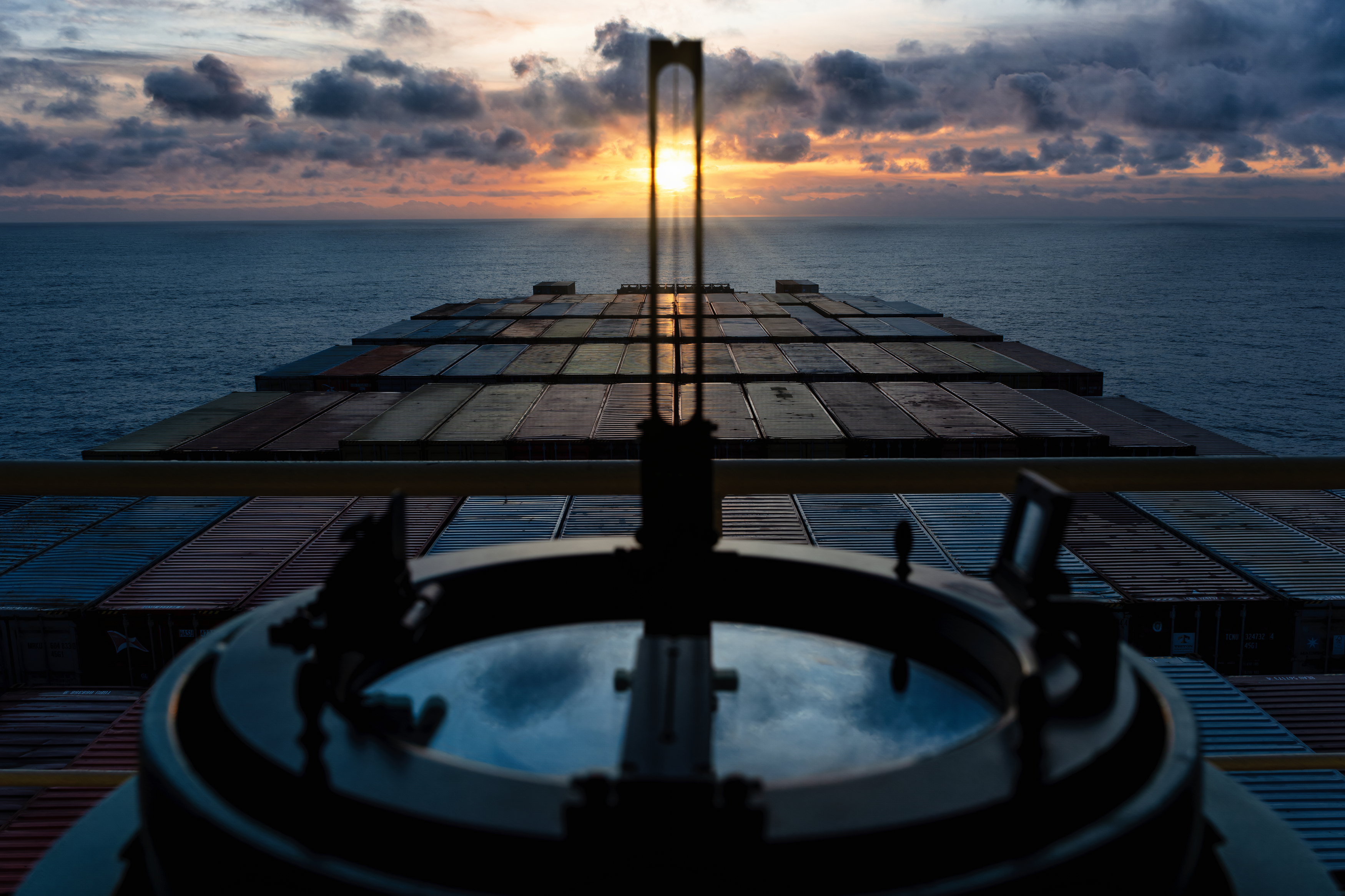 #Water #Cloud #Sky #Daytime #Boat #Light #Naval architecture #Watercraft #Horizon #Window, Shpek Andrey