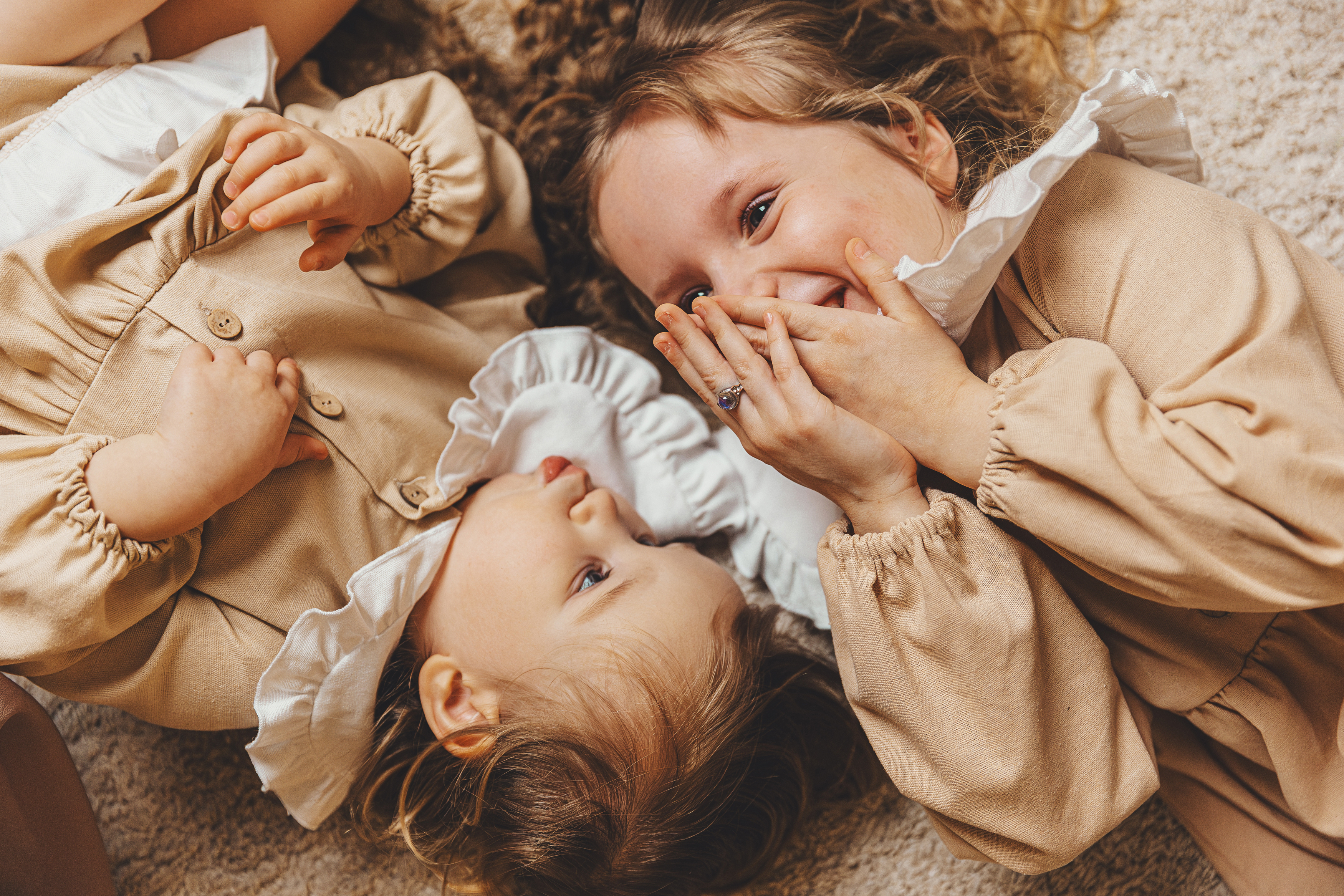 sisters girls funny giggling, Надежда Воробьёва