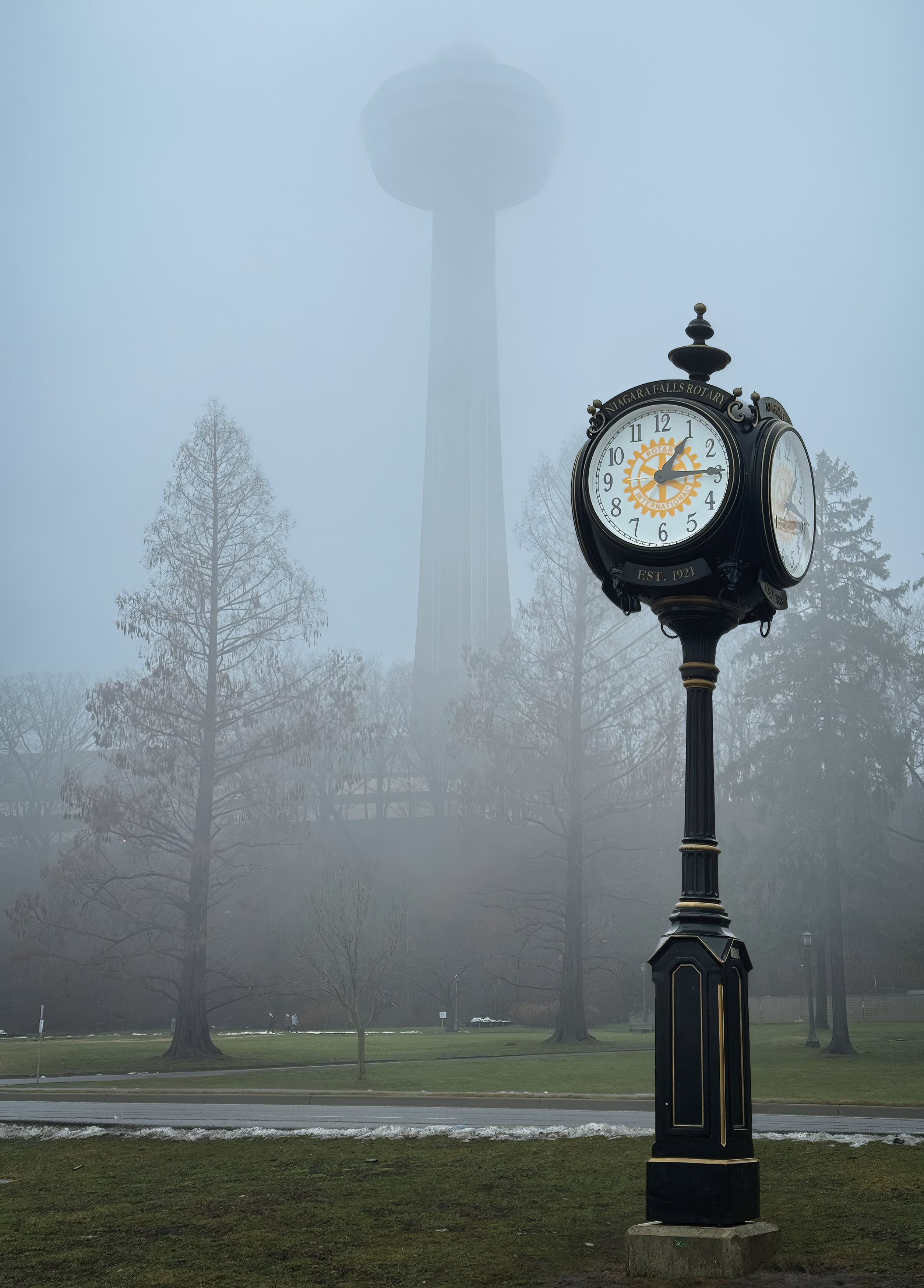 #Sky #Plant #Clock #Tree #Atmospheric phenomenon #Street light #Fog #Gas #Grass #Pole, Shpek Andrey