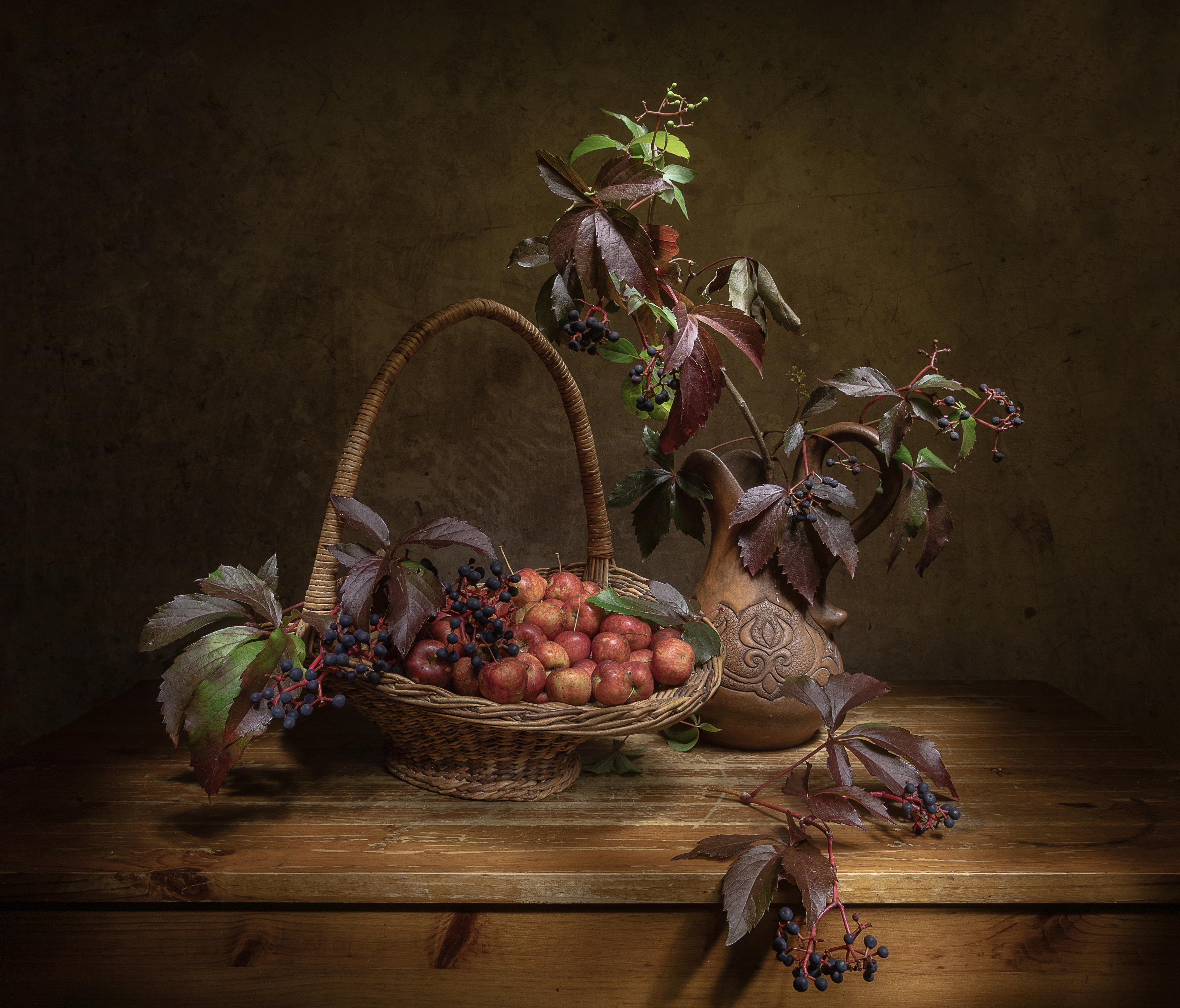 натюрморт, яблоки, райские яблоки, девичий виноград, Татьяна Феденкова
