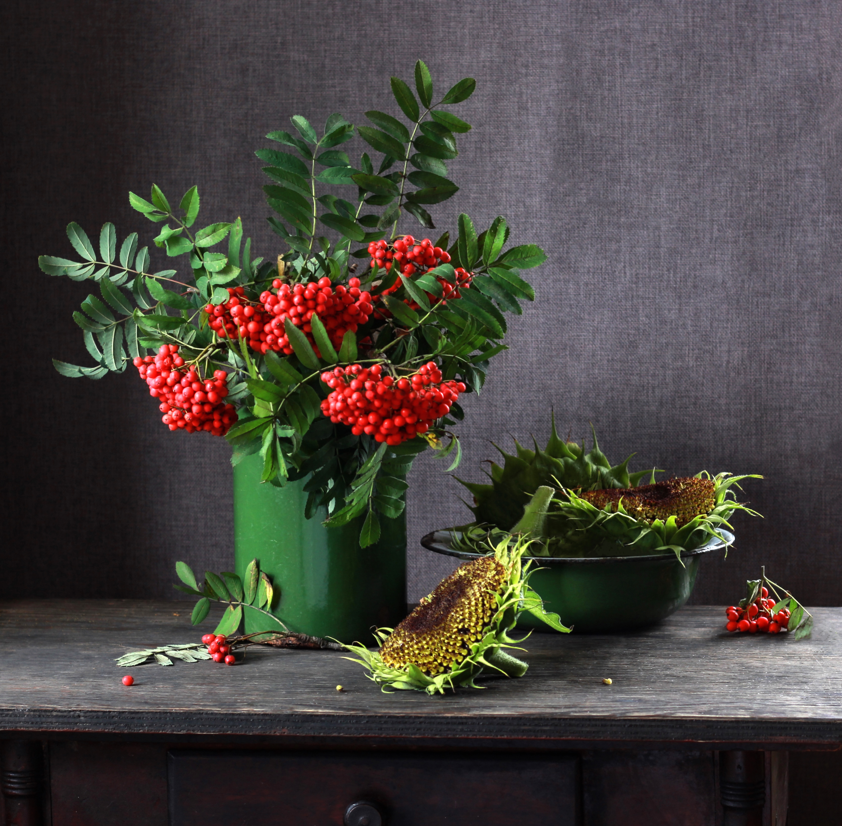 натюрморт, фотонатюрморт, still life, stillifefoto, лето, подсолнух, рябина,  ретро_натюрморт, наталья_казанцева, Наталья Казанцева