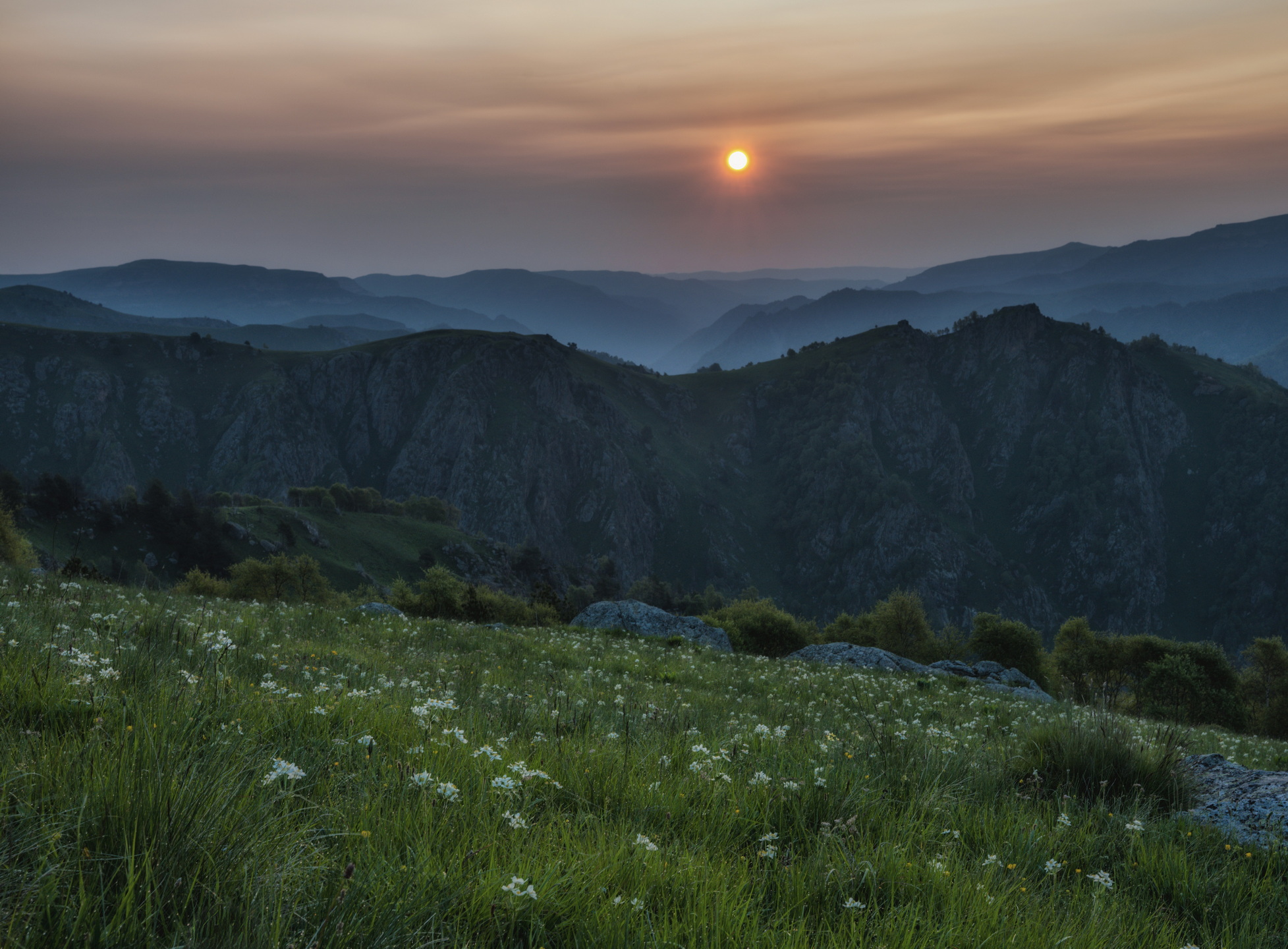 , Дэм Константин