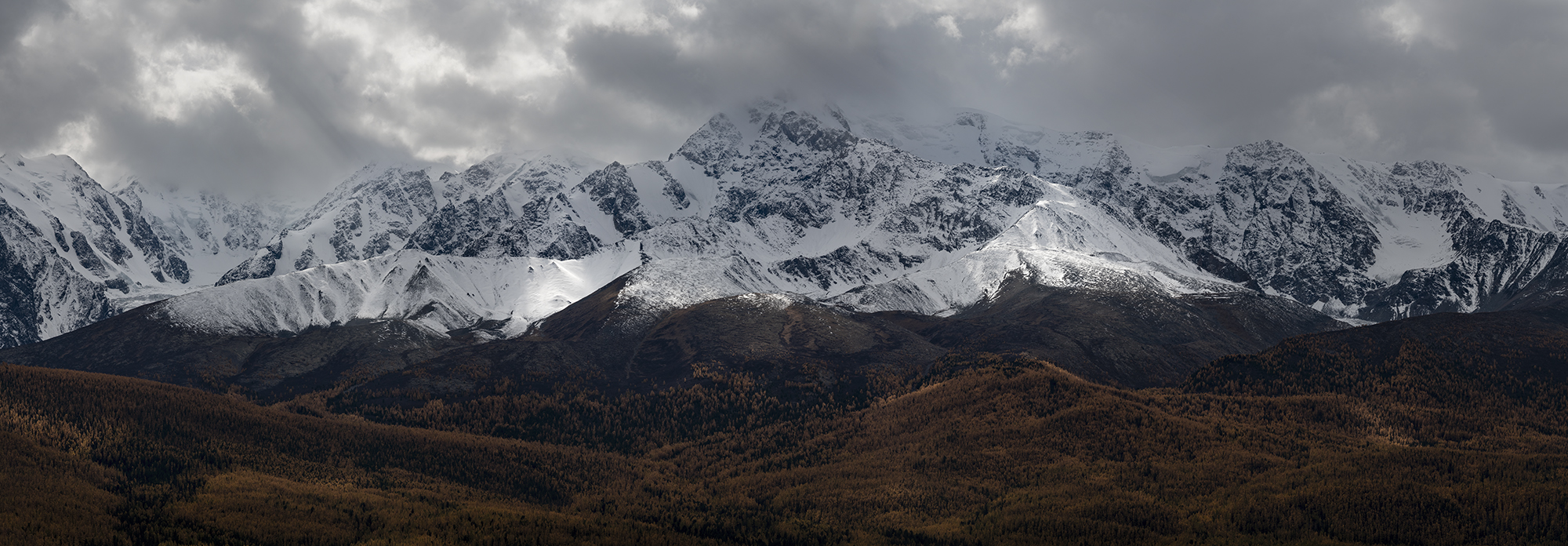 горы, снег, вершины, свет, тень, алтай, осень, Игорь Токарев
