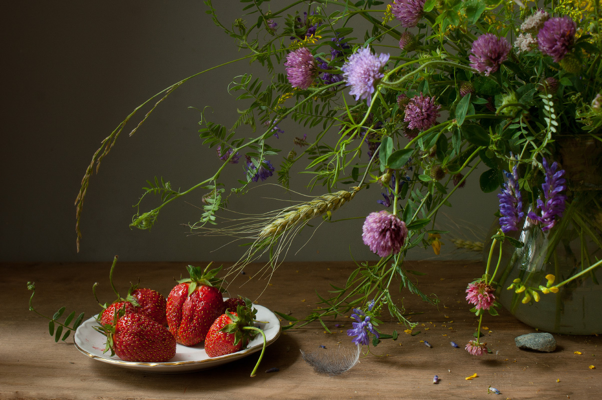 клубника колосок, лето, этюд, Колеснева Елена