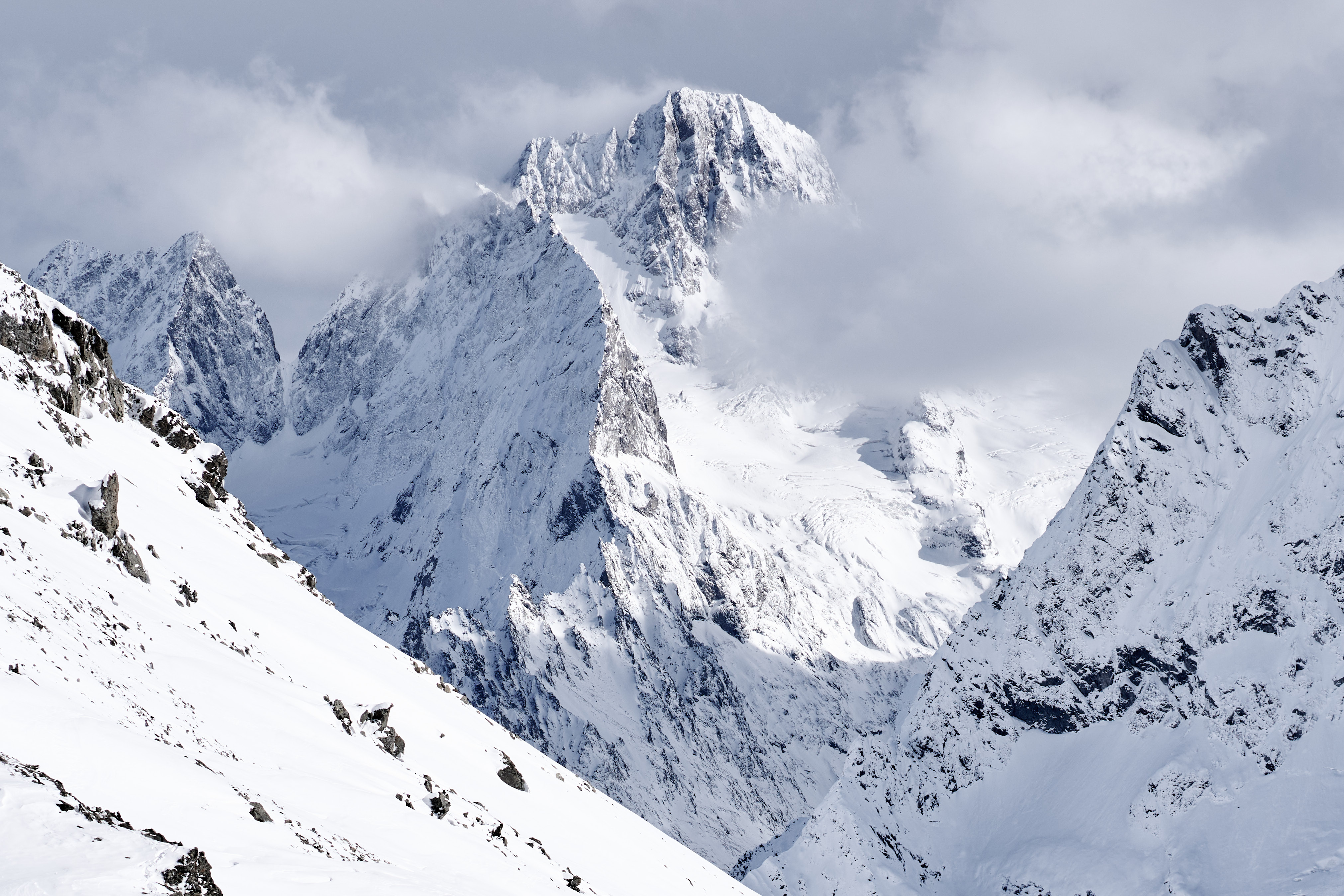 Домбай, Ян Абдулаев
