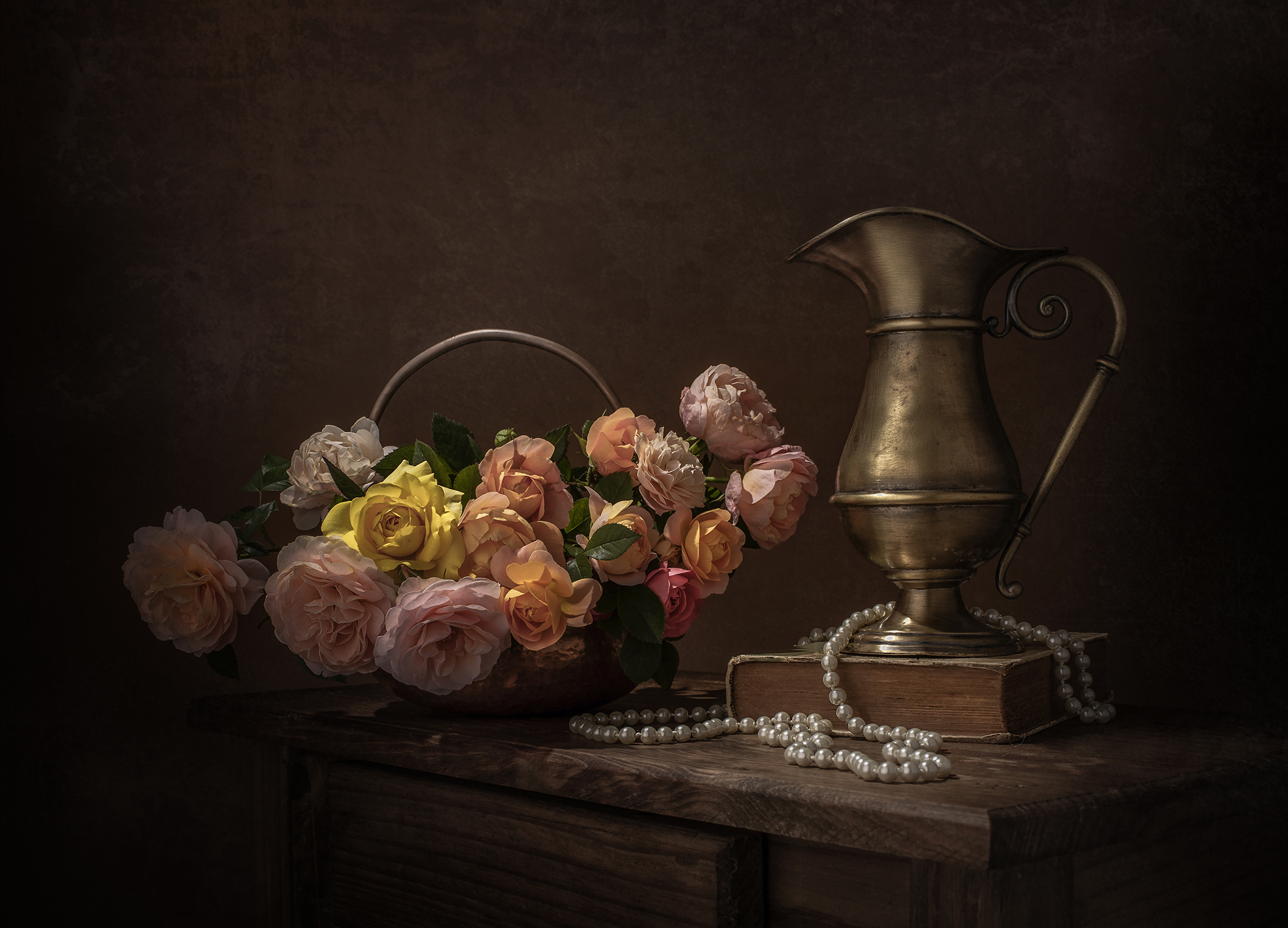 Still life, roses, light, colors, textures, Maria Margareth Perfoncio