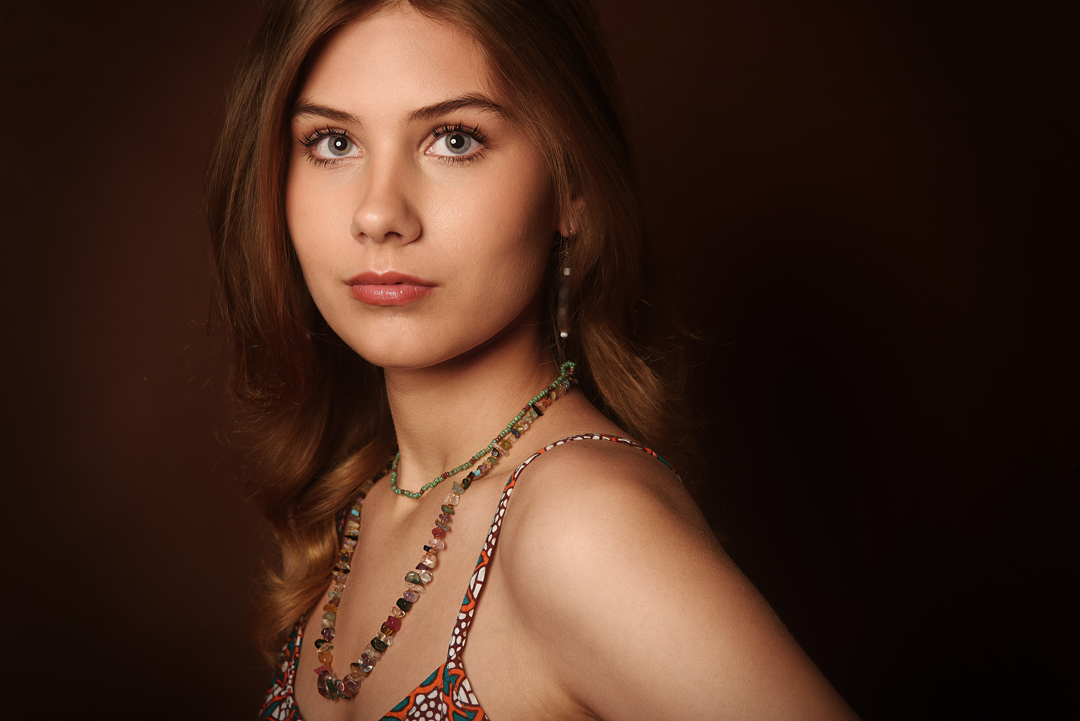 , Максим Михайлов