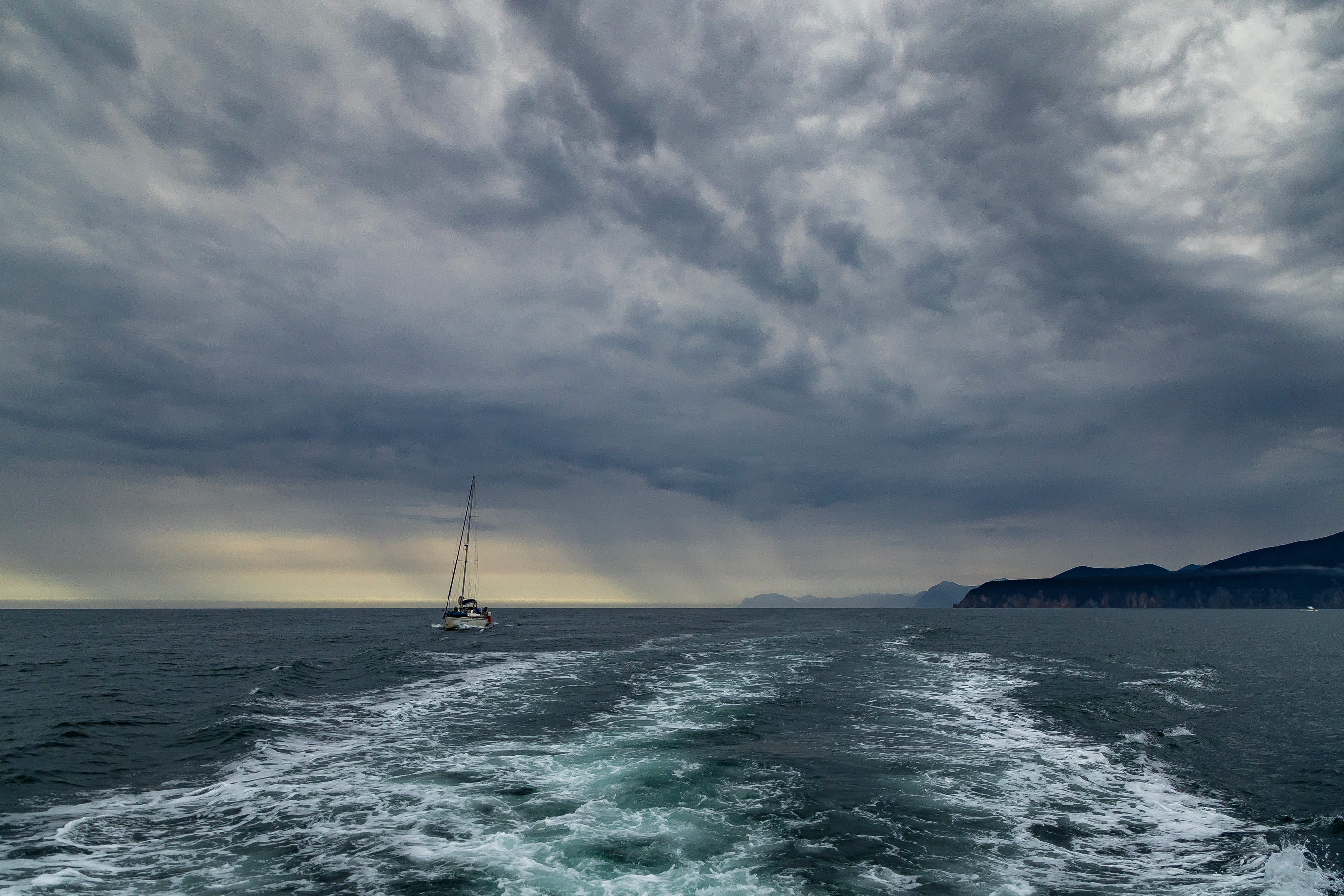 камчатка, тихий океан, яхта, путешествие, вода, волна, след, Подосинников Максим