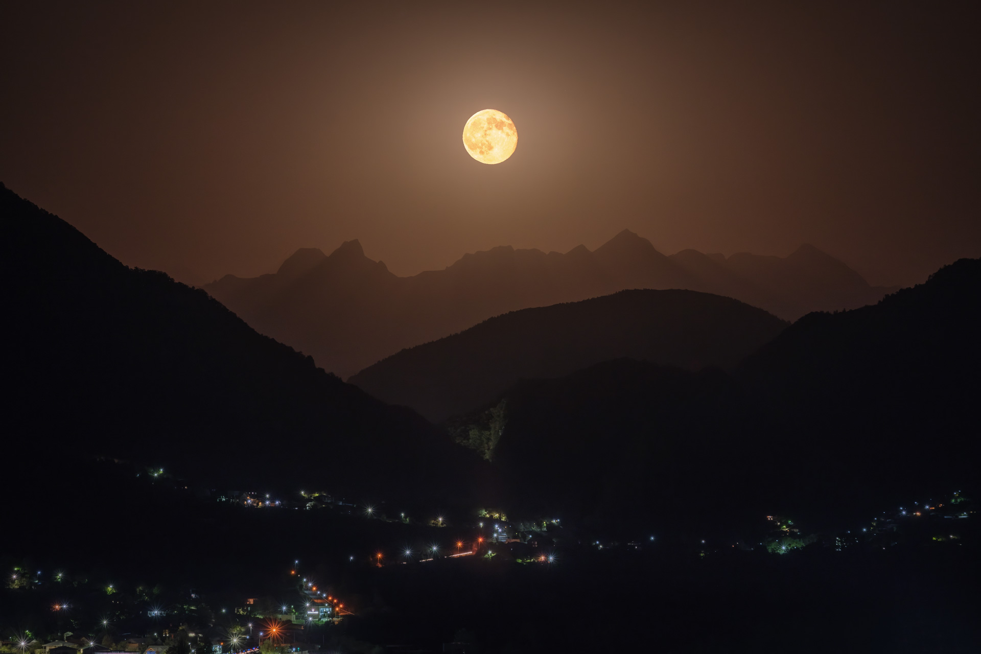 moon, moonlight, mountains, night, ambrolauri, racha, lechkhumi, town, lights, nature, landscape, scenery, travel, outdoors, georgia, sakartvelo, chizh, Чиж Андрей