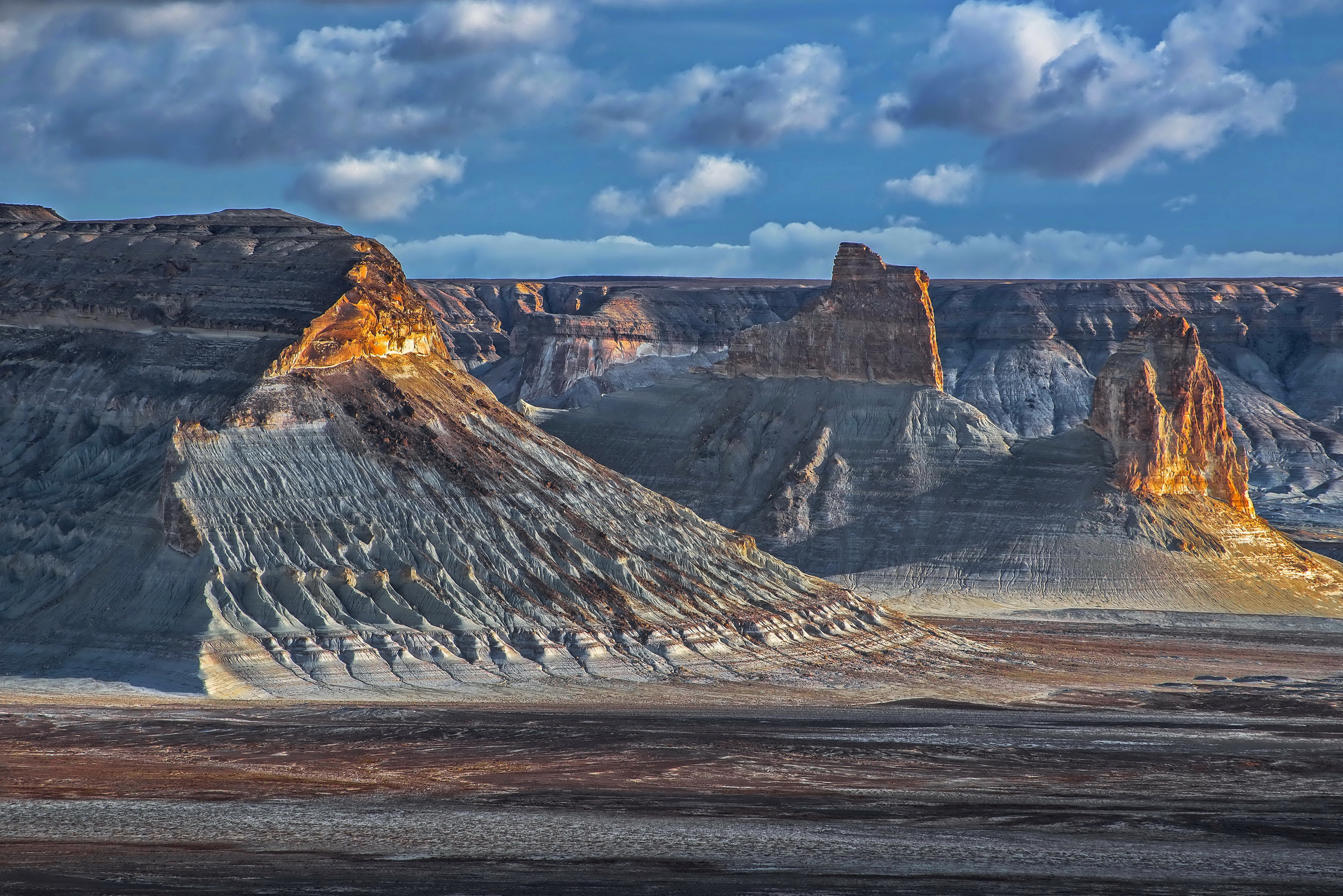 мангистау  босжира, Евгений Дроботенко