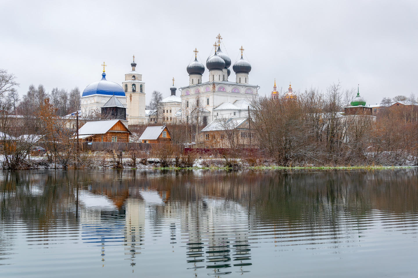 ноябрь утро озеро монастырь киров, Архипкин Александр