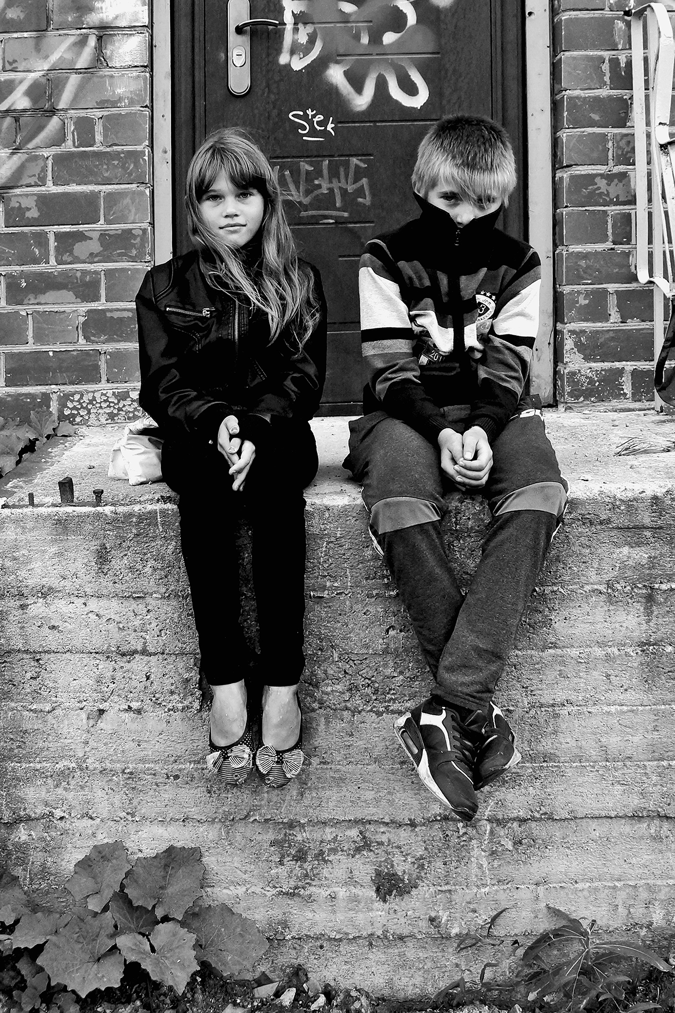 дети, девочка, мальчик, чб, апатиты, глаза, руки, Николай Смоляк