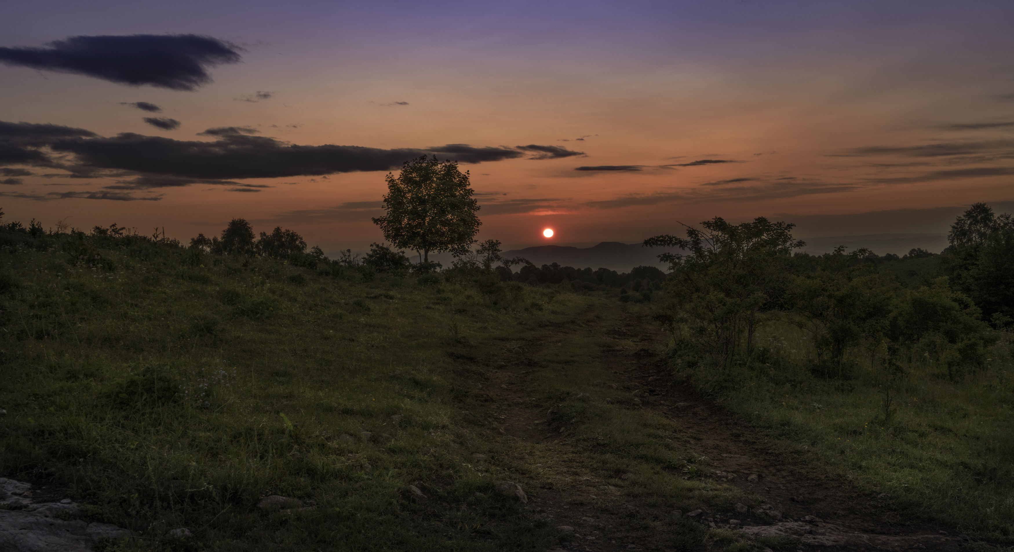 Россия, Краснодарский край, Мостовской район, Бароновы поляны, рассвет, Гаврилов Юрий