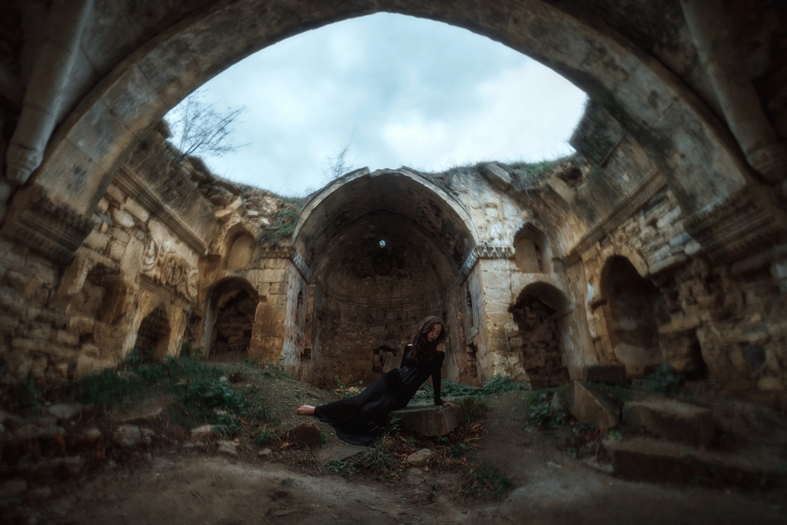 #girl #ruins #oldbuilding #grass #nature #blackdress #lingerie #outdoors #portrait #stones, Александр Кислов